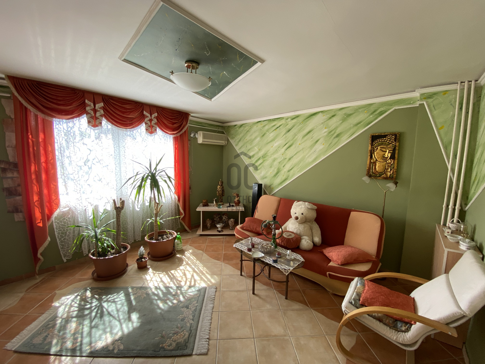 Gallery zoom image