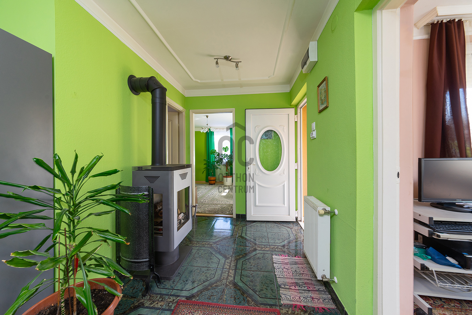 Gallery zoom image