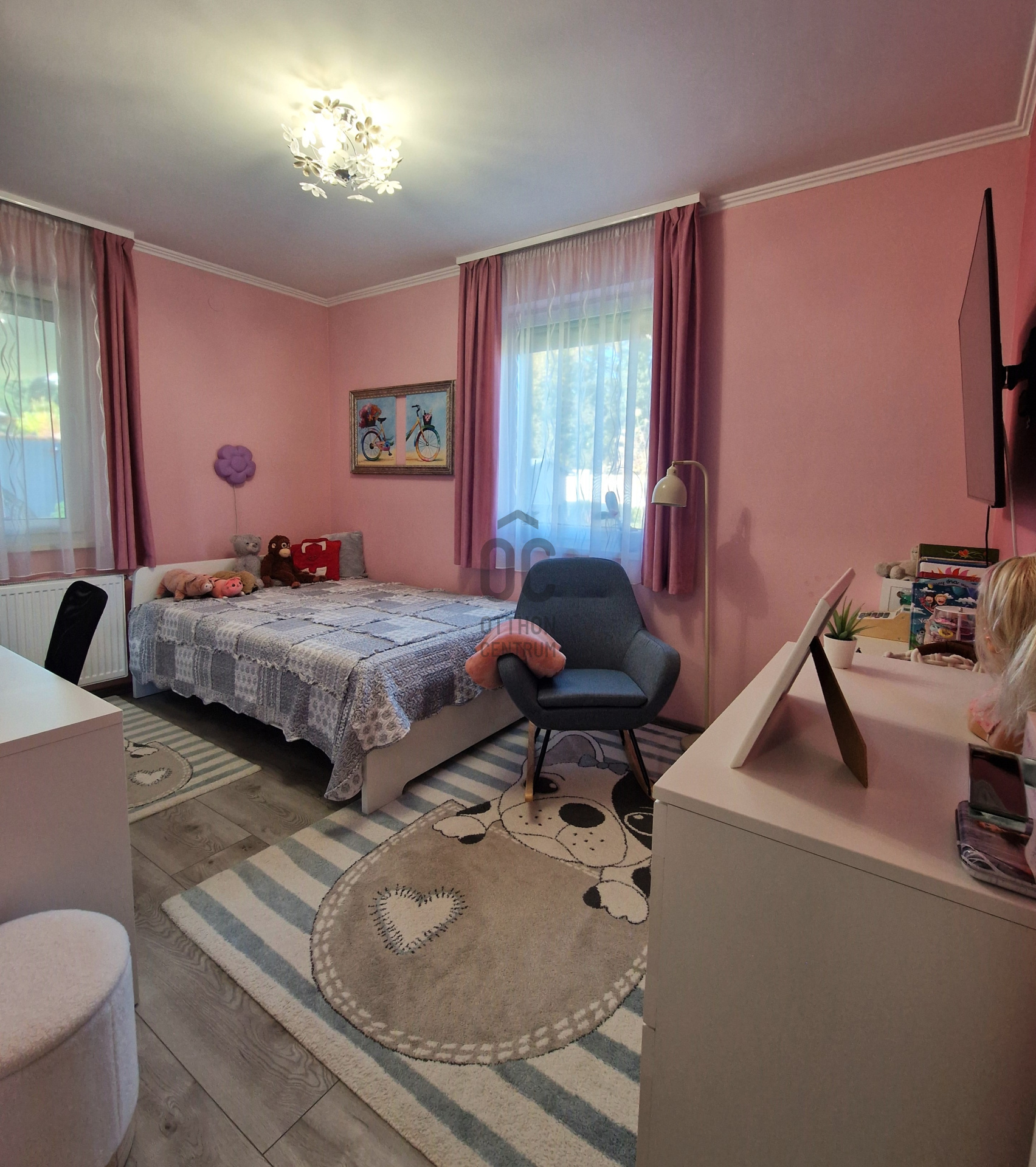 Gallery zoom image