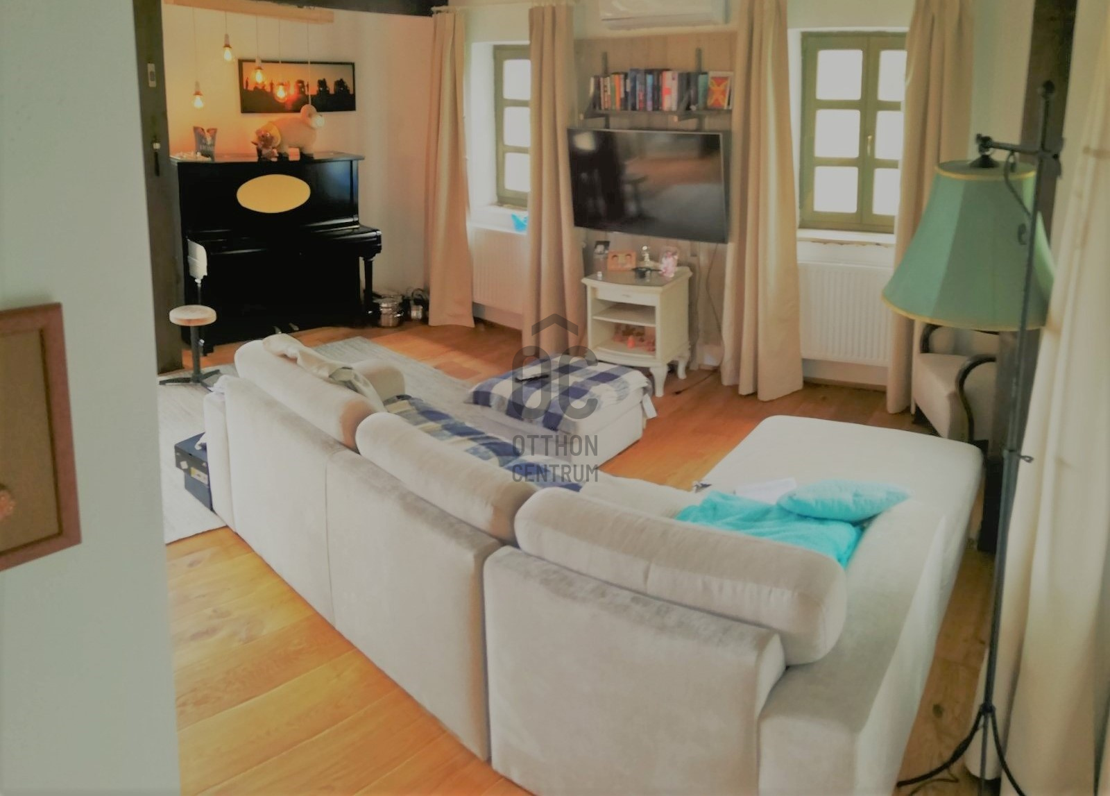 Gallery zoom image