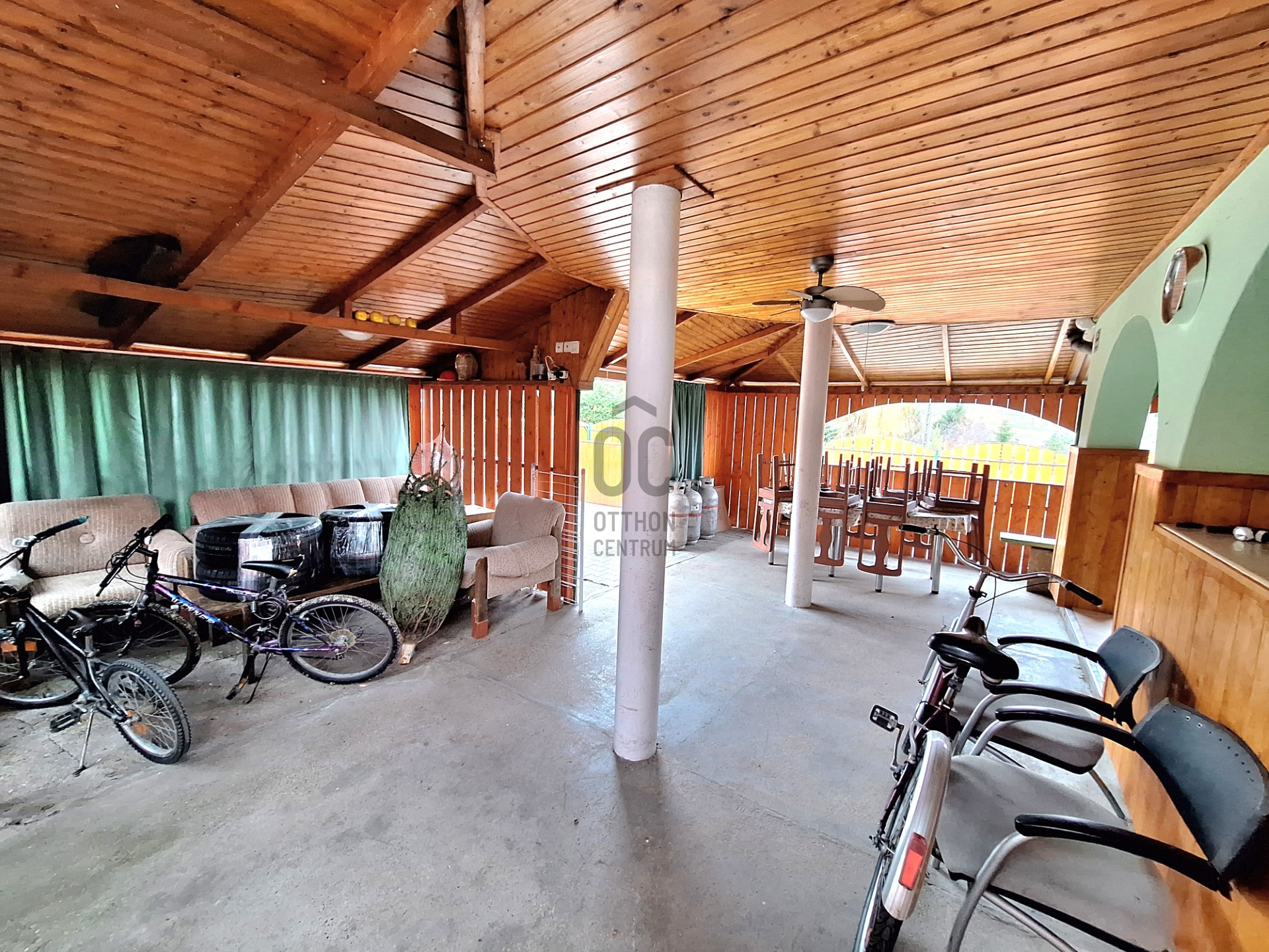 Gallery zoom image