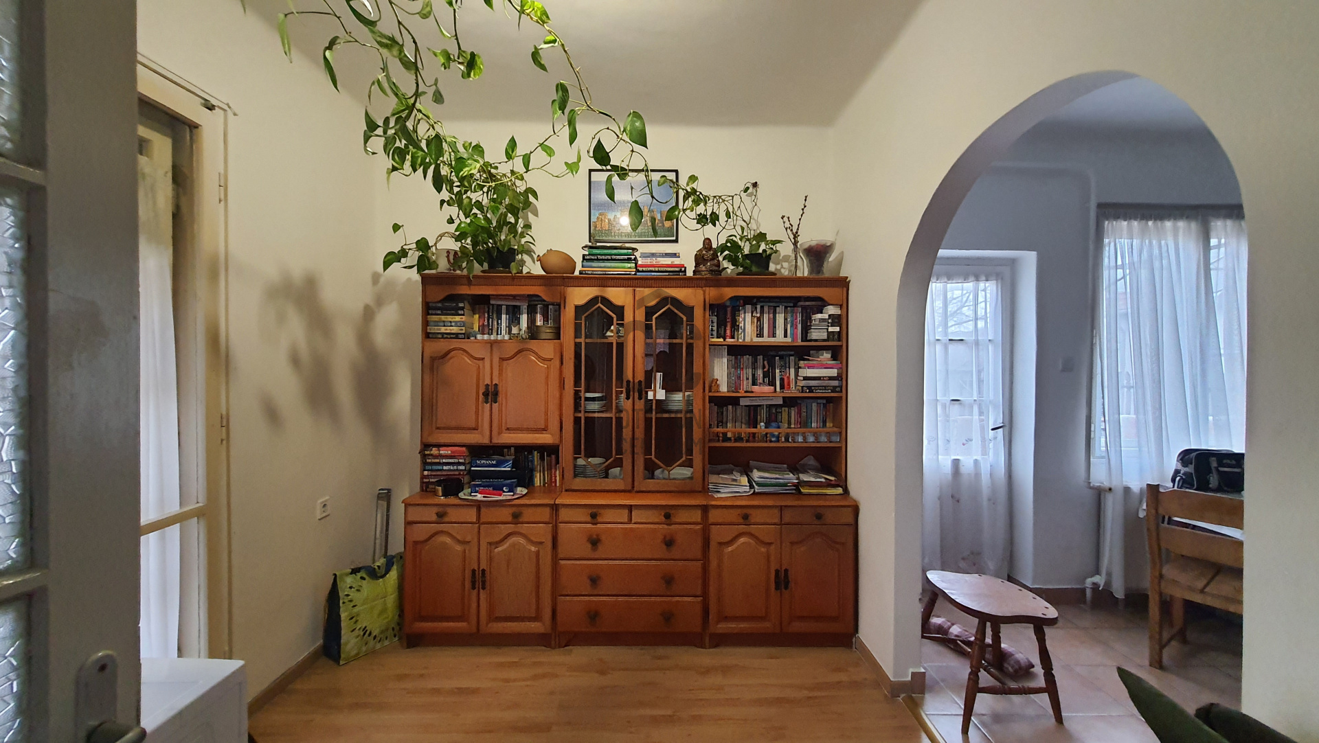 Gallery zoom image