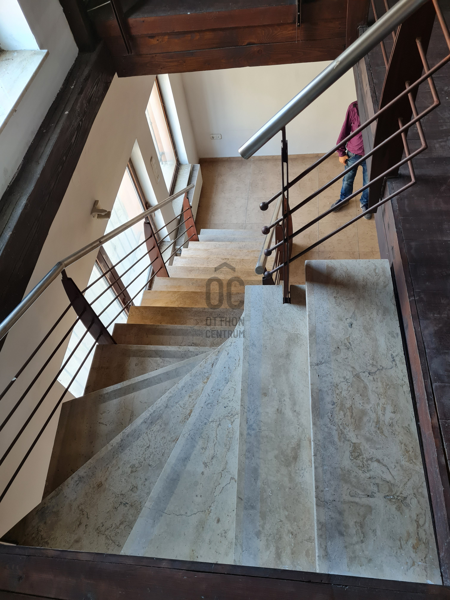 Gallery zoom image