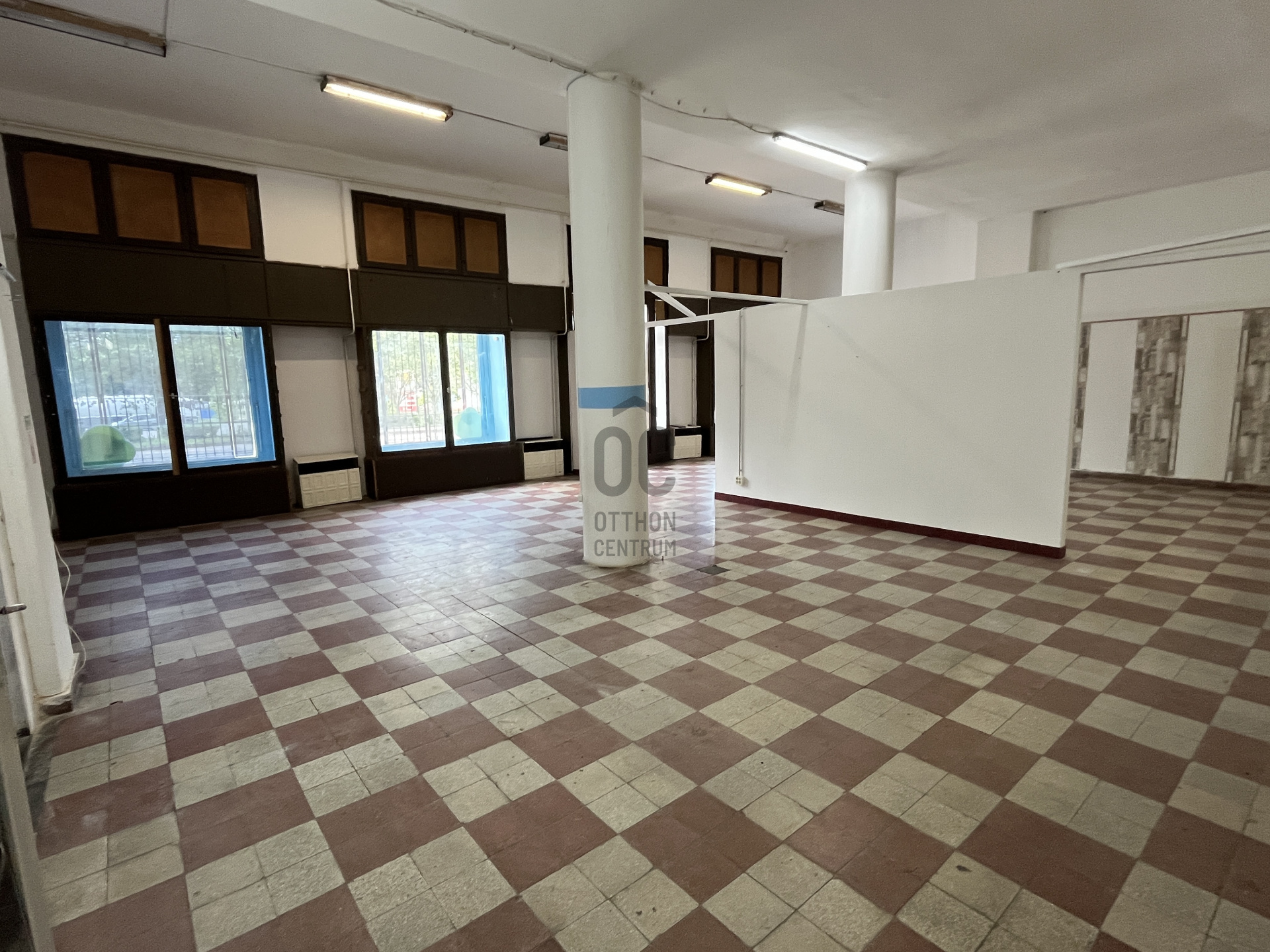 Gallery zoom image