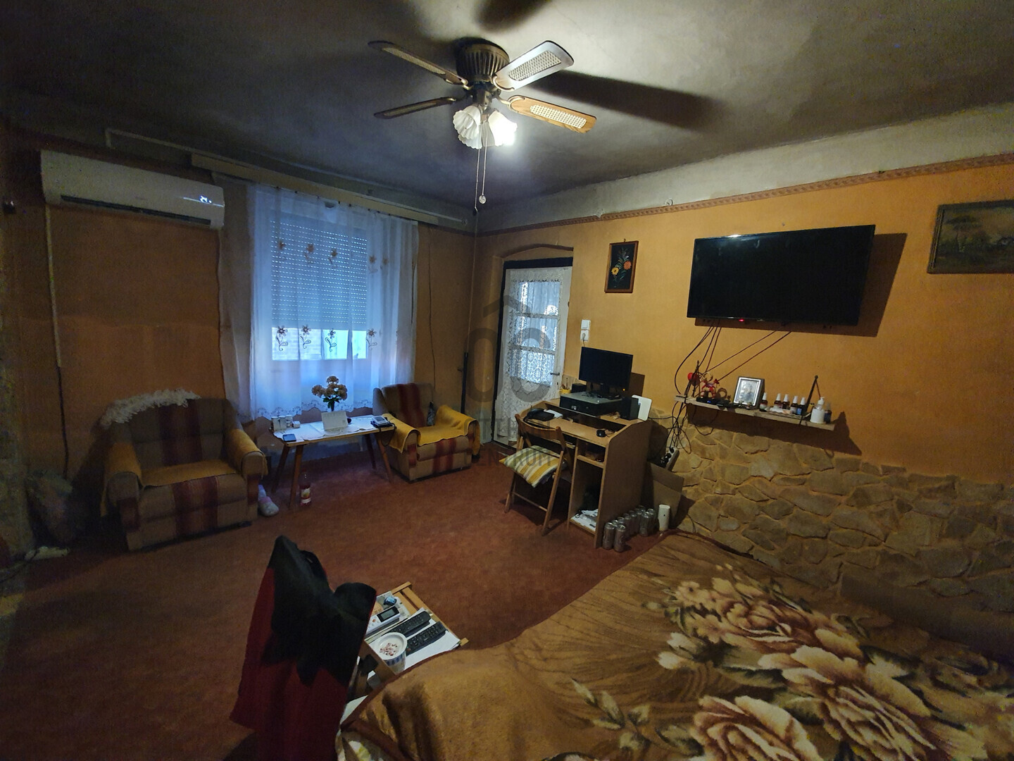 Gallery zoom image