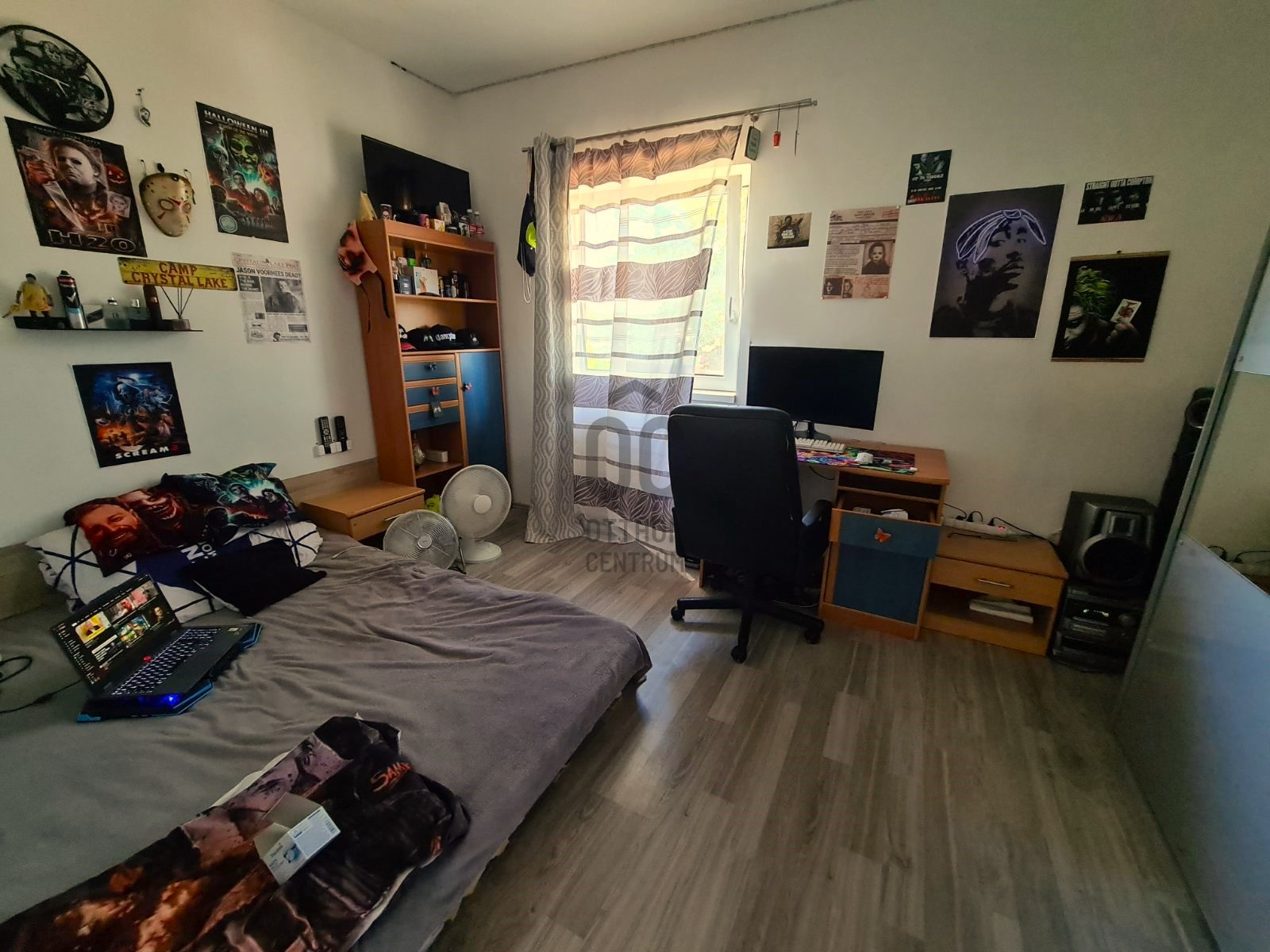 Gallery zoom image
