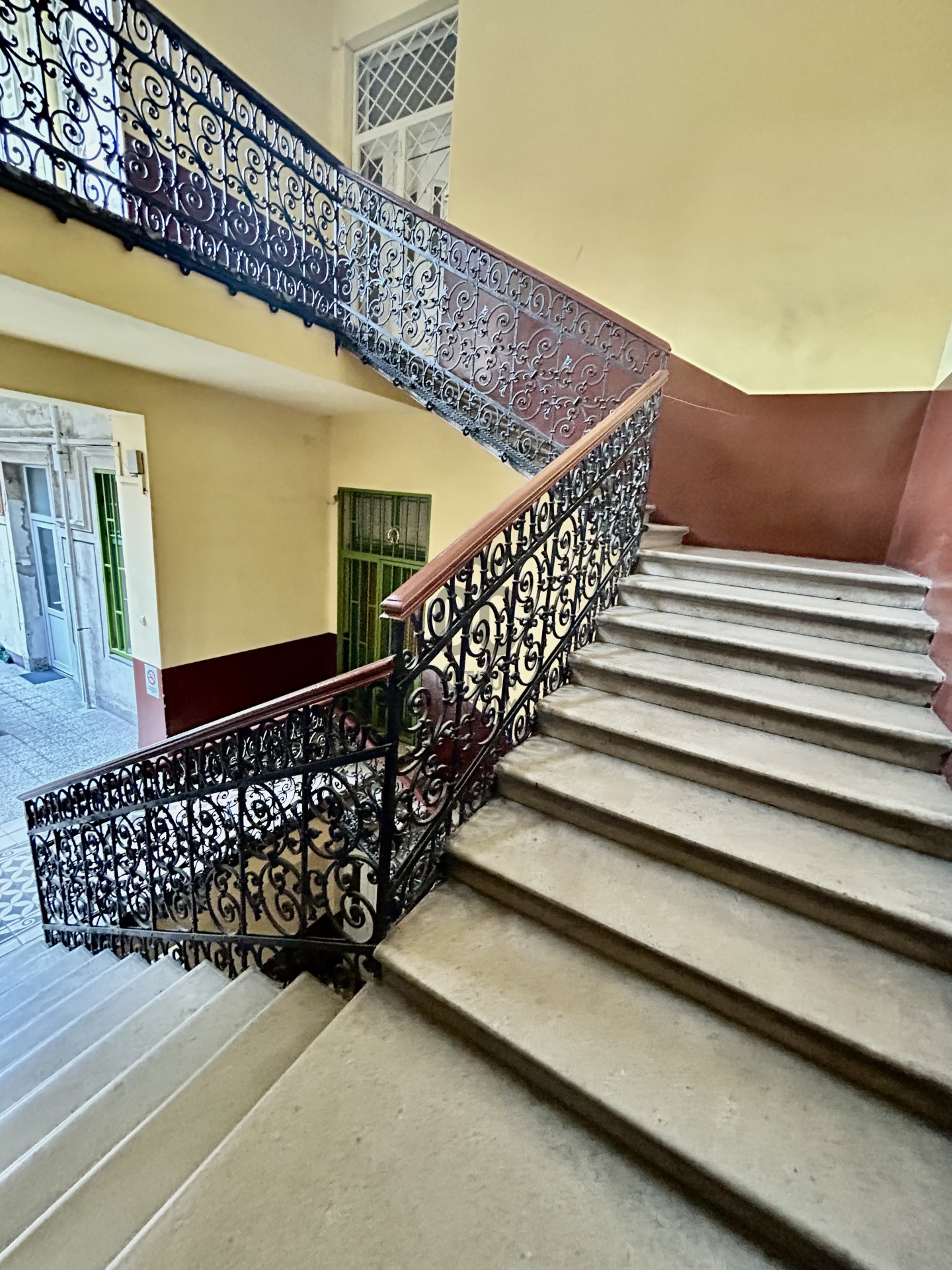 Gallery zoom image