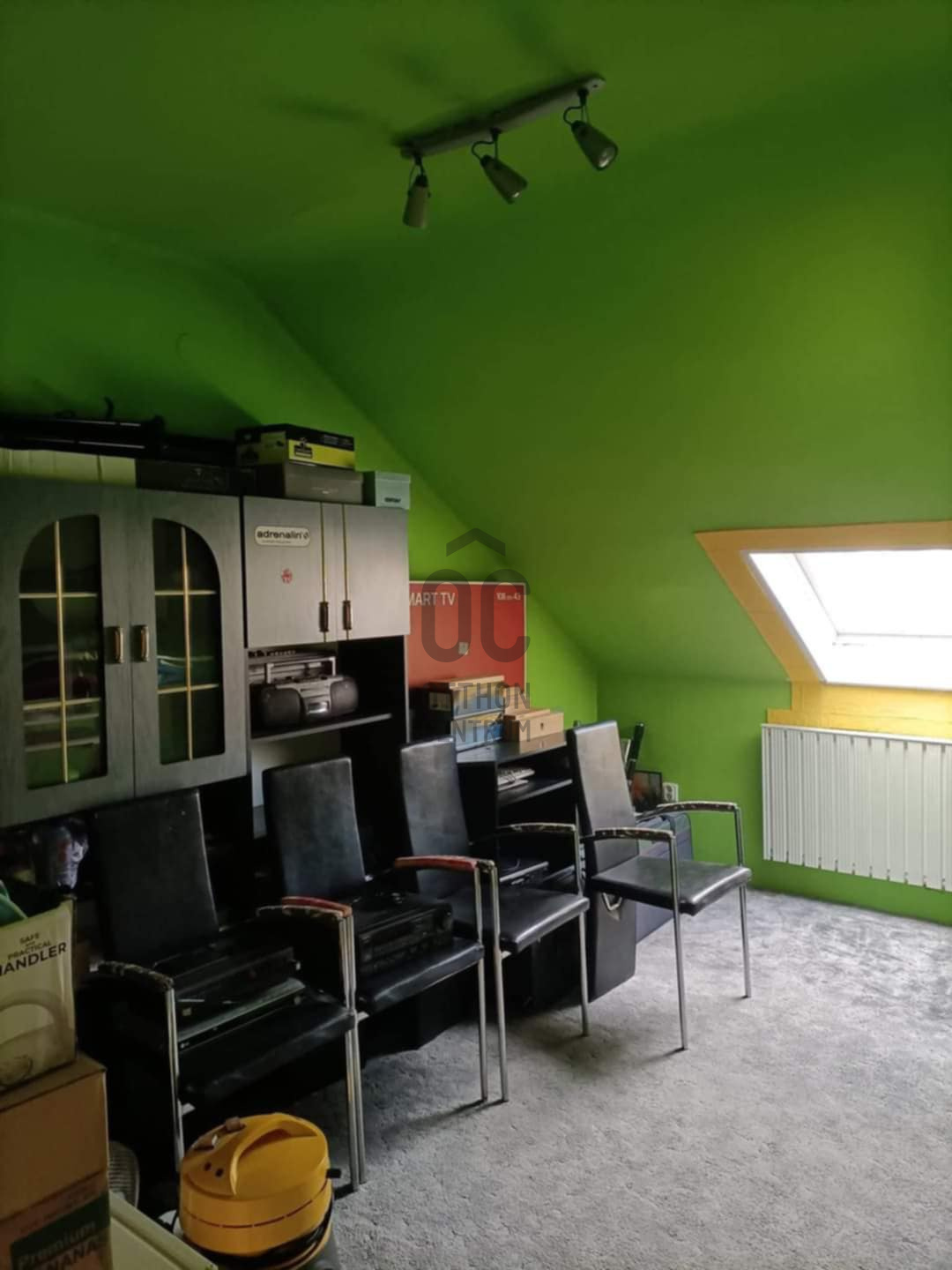 Gallery zoom image