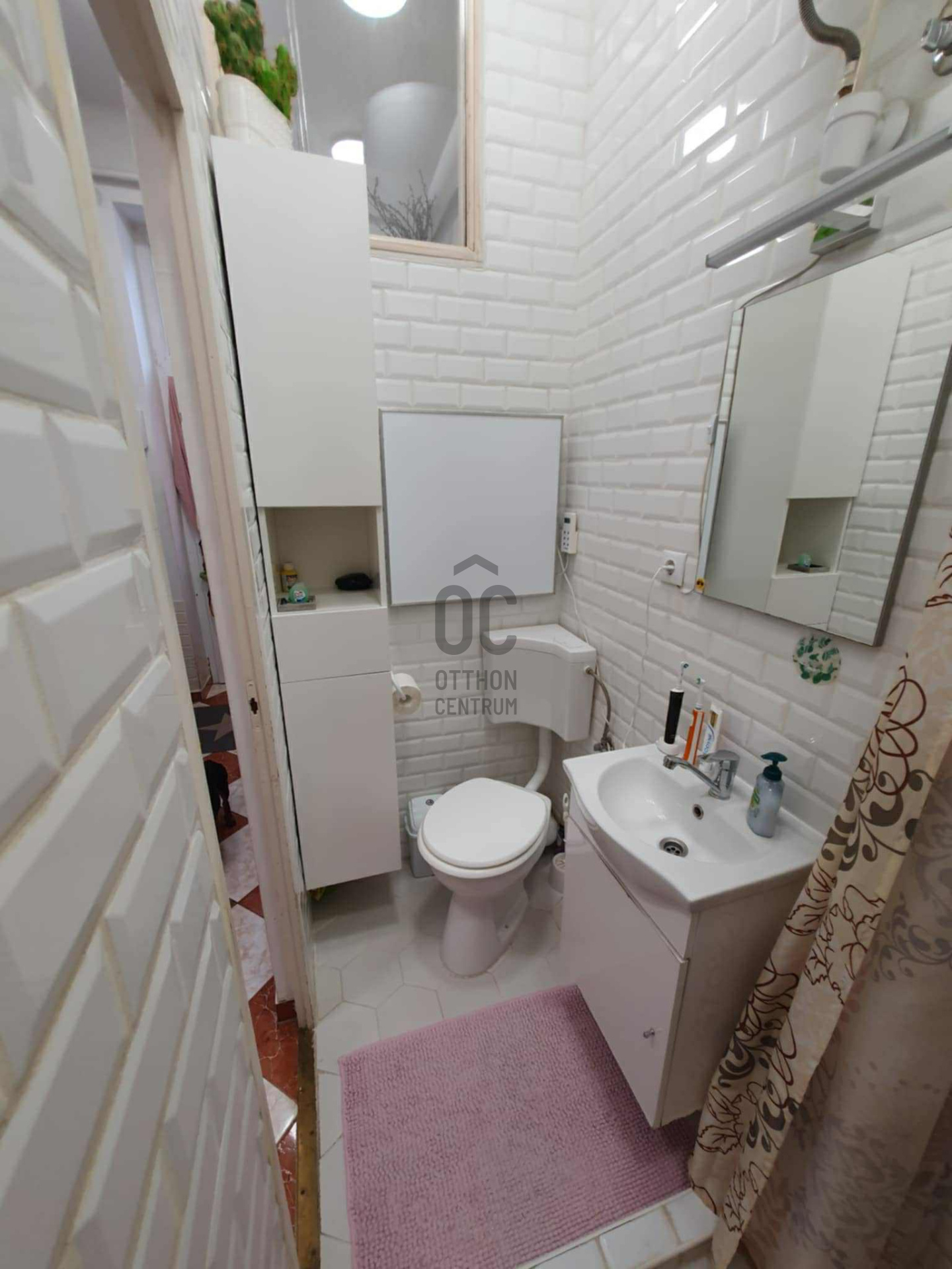 Gallery zoom image