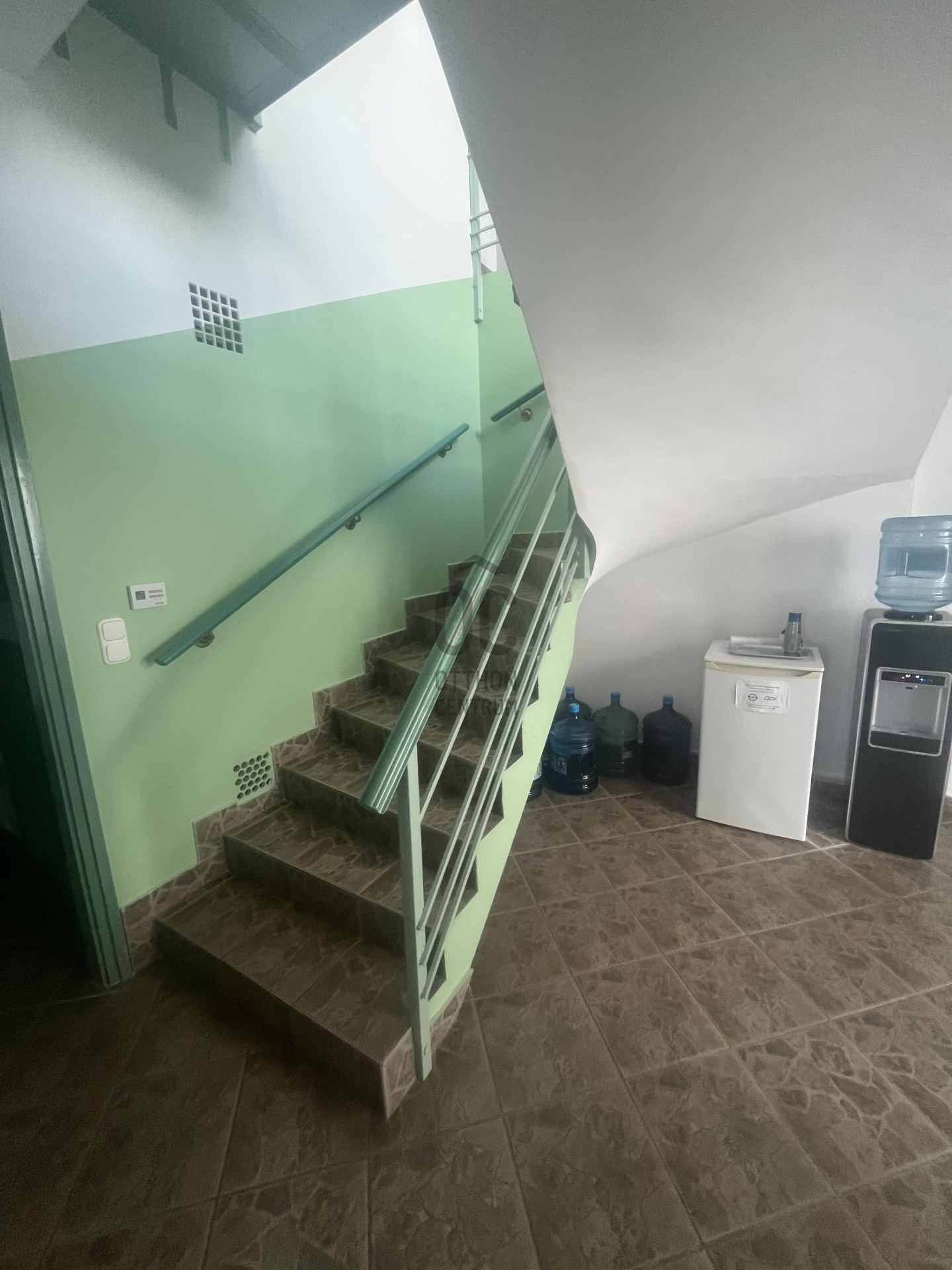 Gallery zoom image