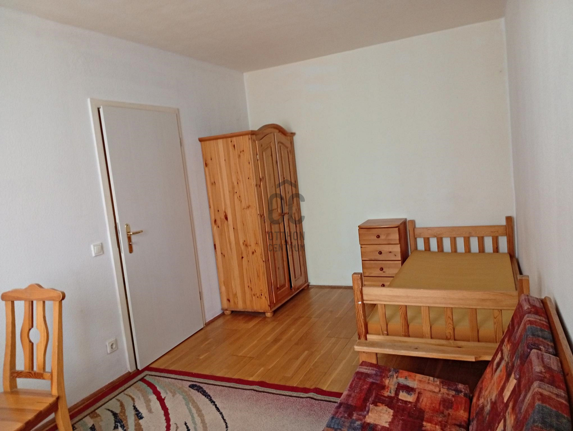 Gallery zoom image