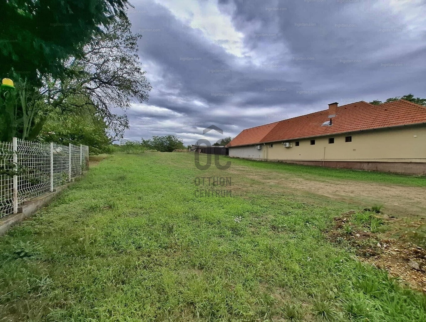 Gallery zoom image