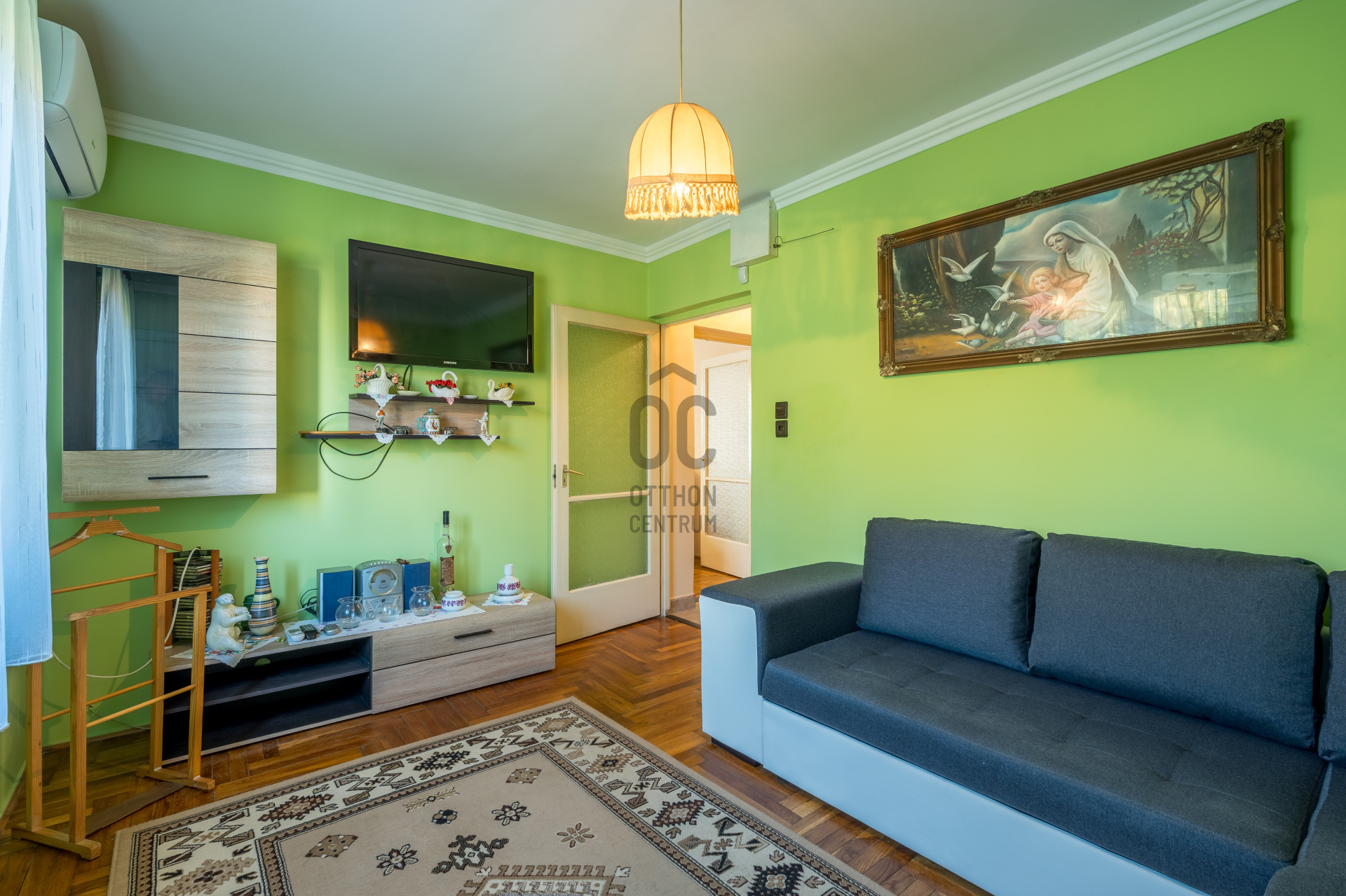 Gallery zoom image