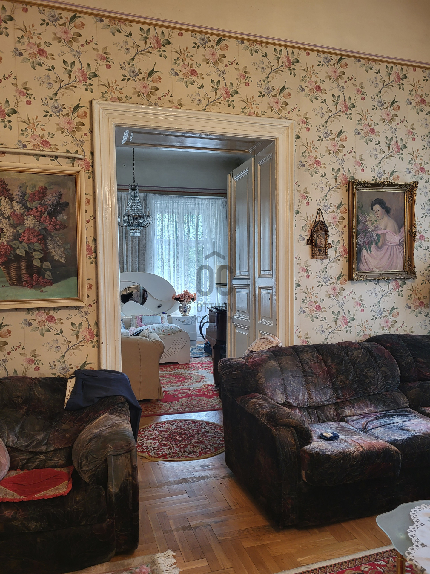 Gallery zoom image
