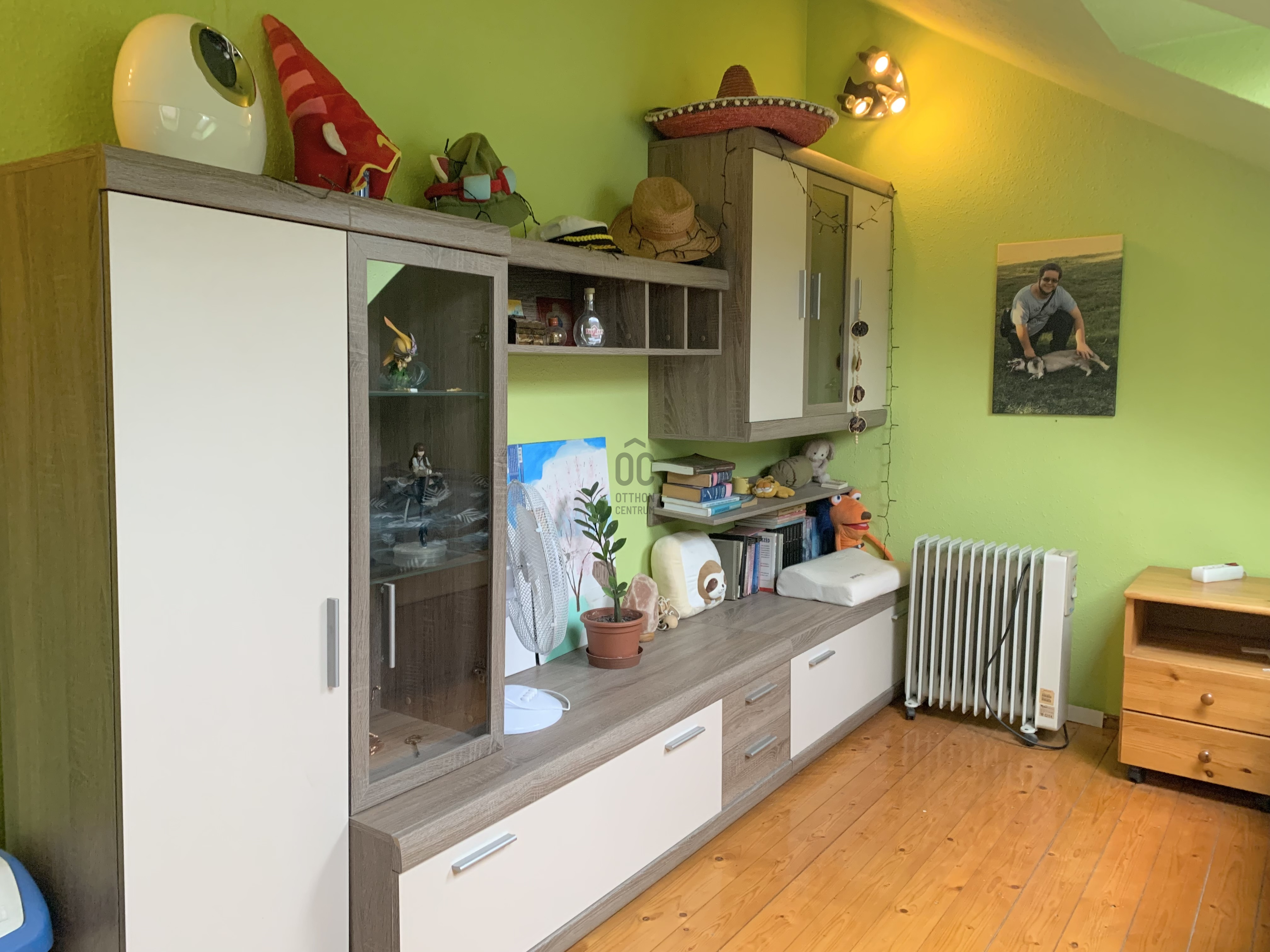 Gallery zoom image