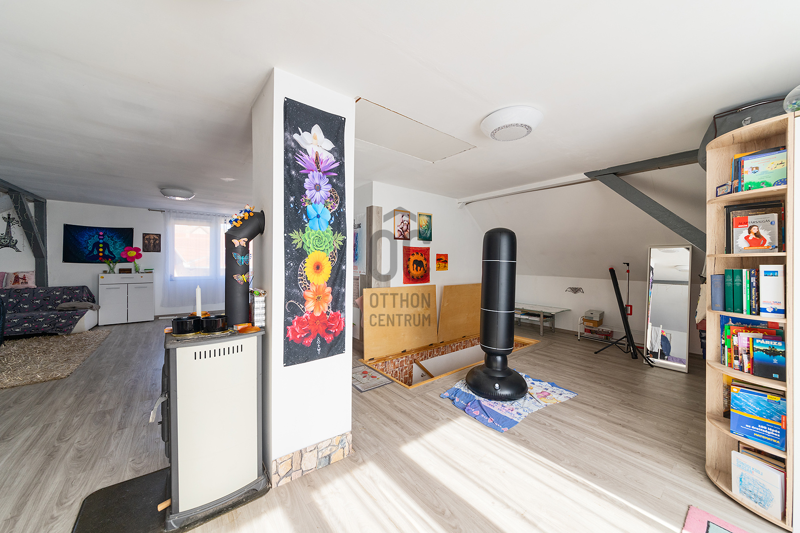 Gallery zoom image