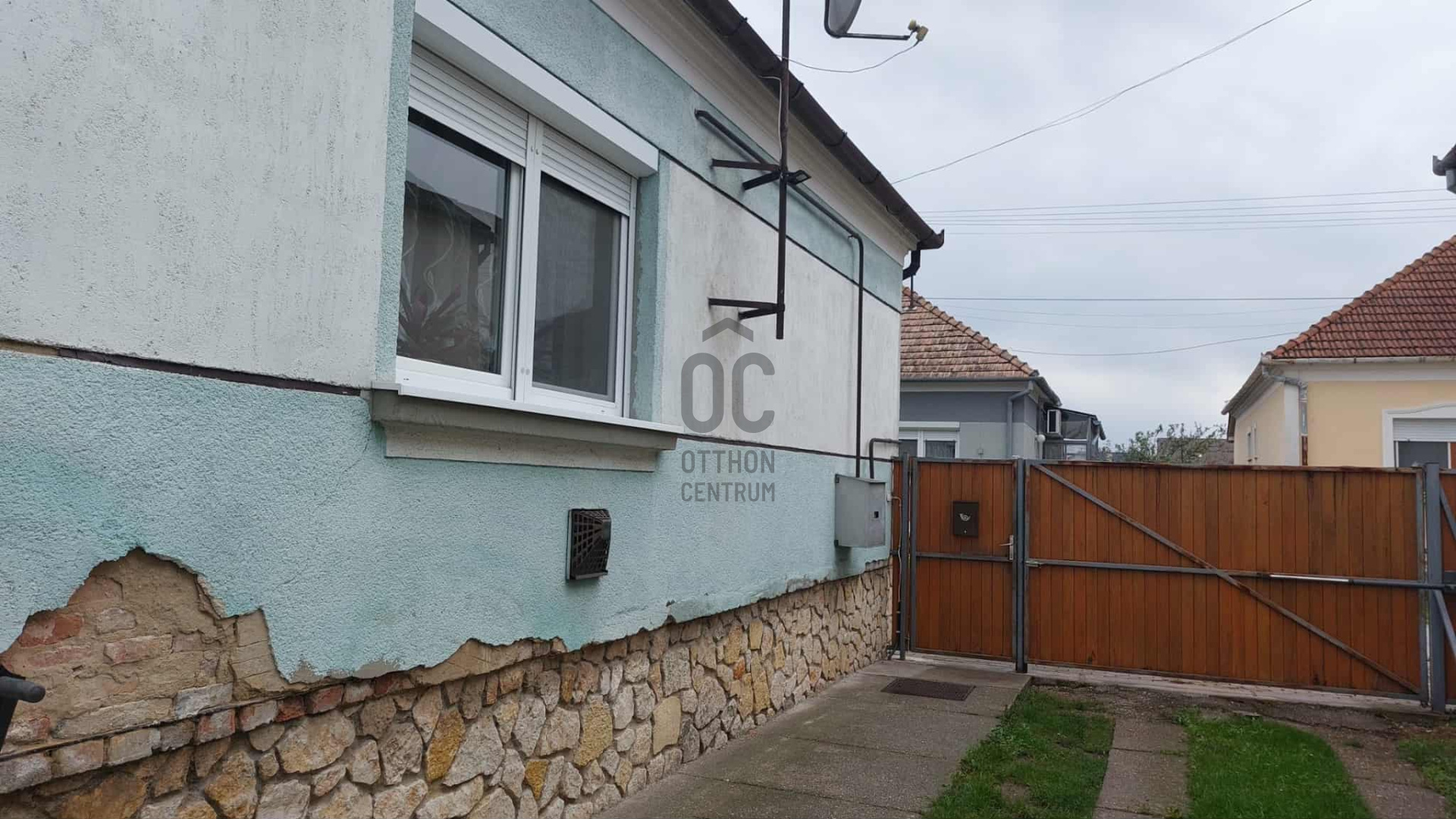 Gallery zoom image