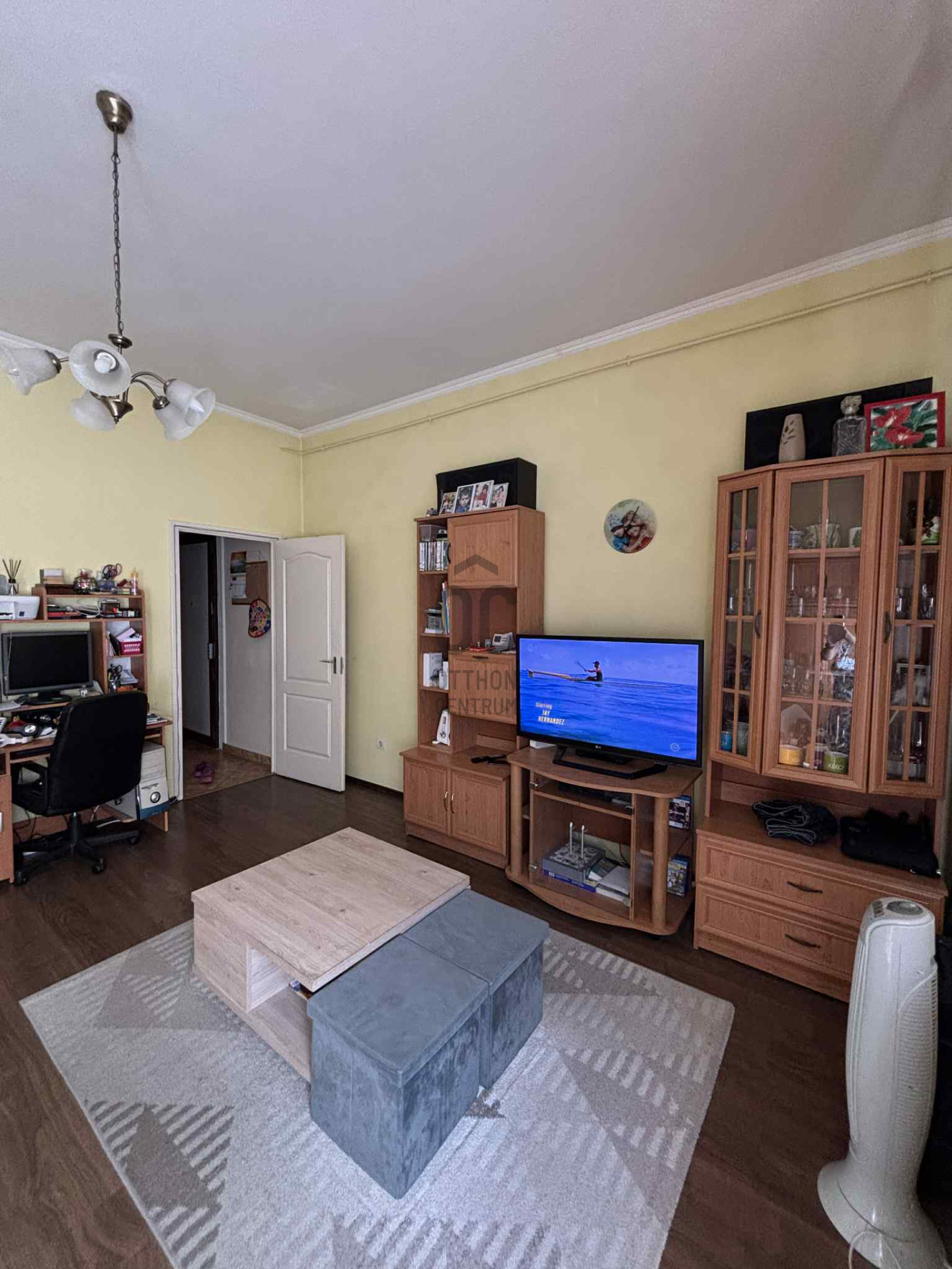 Gallery zoom image