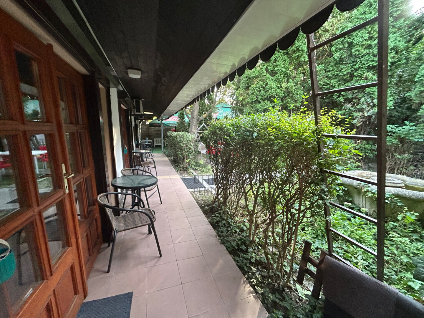Gallery zoom image