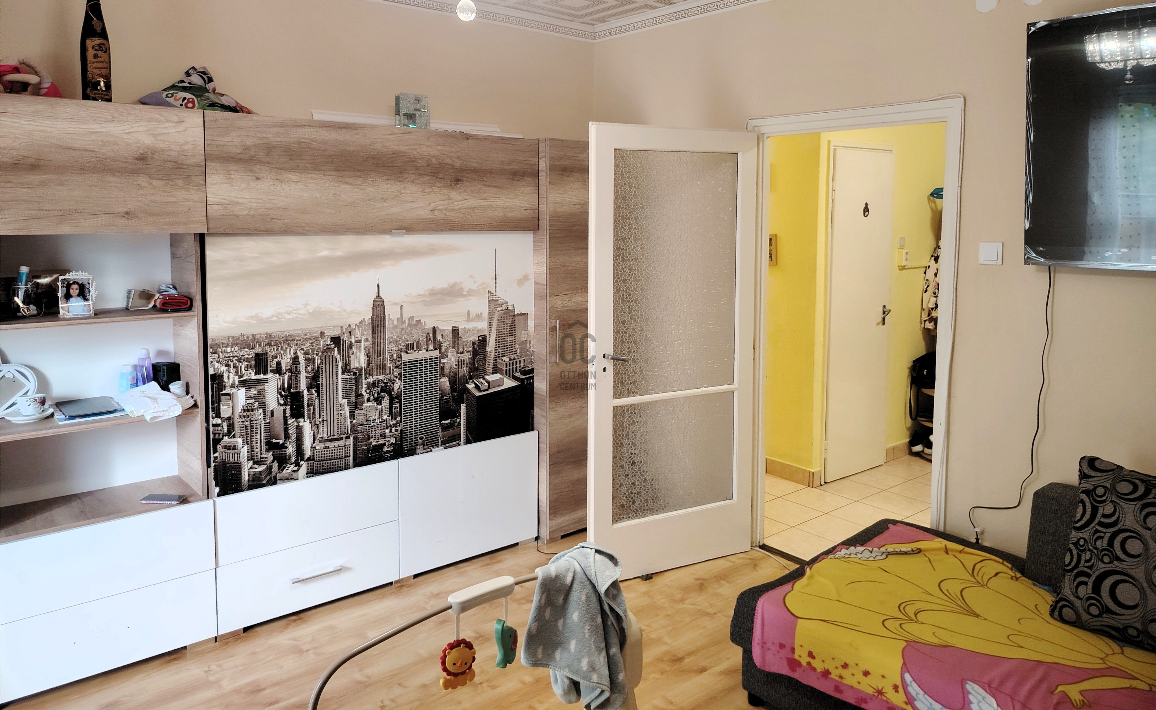 Gallery zoom image