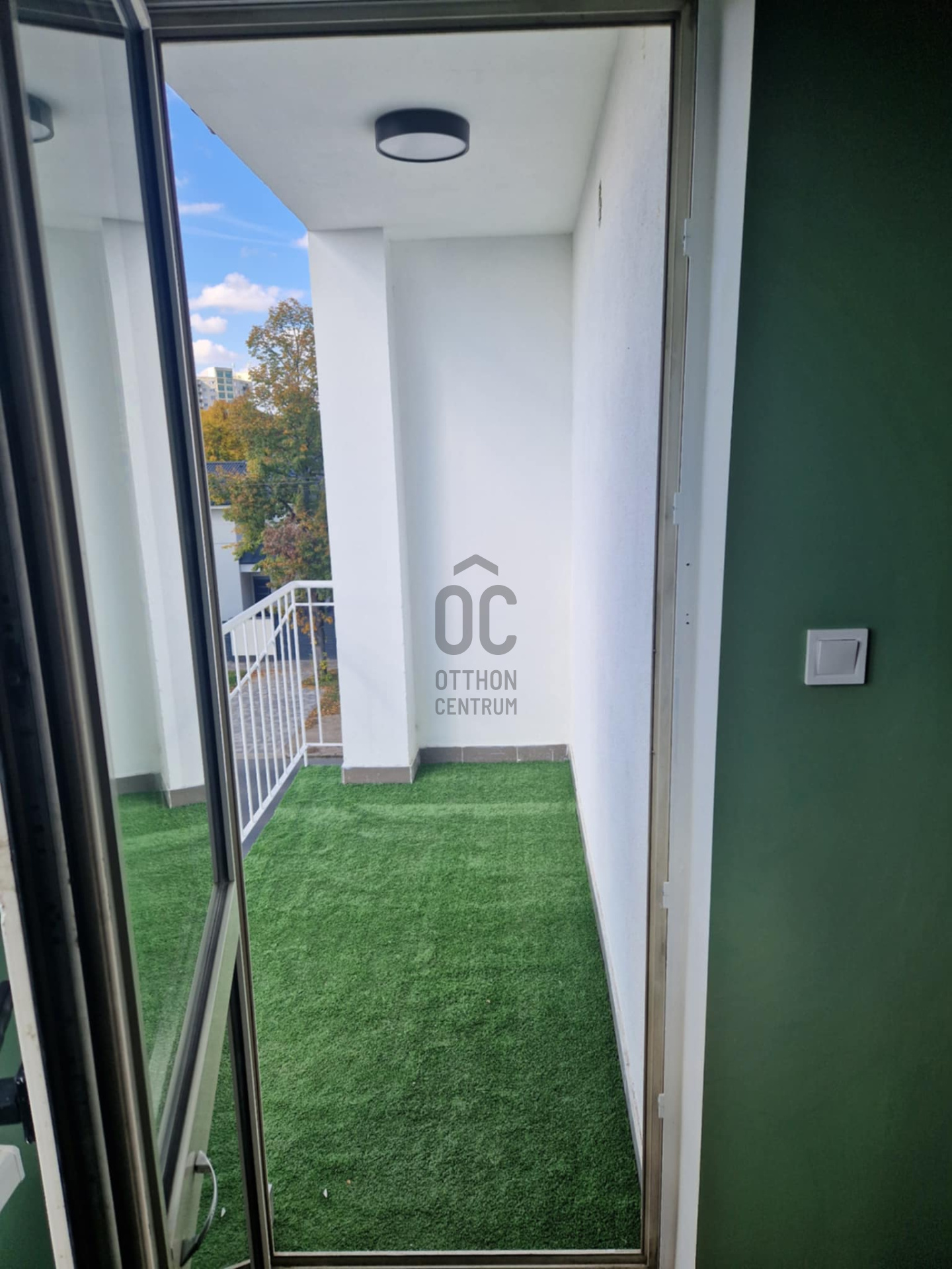 Gallery zoom image