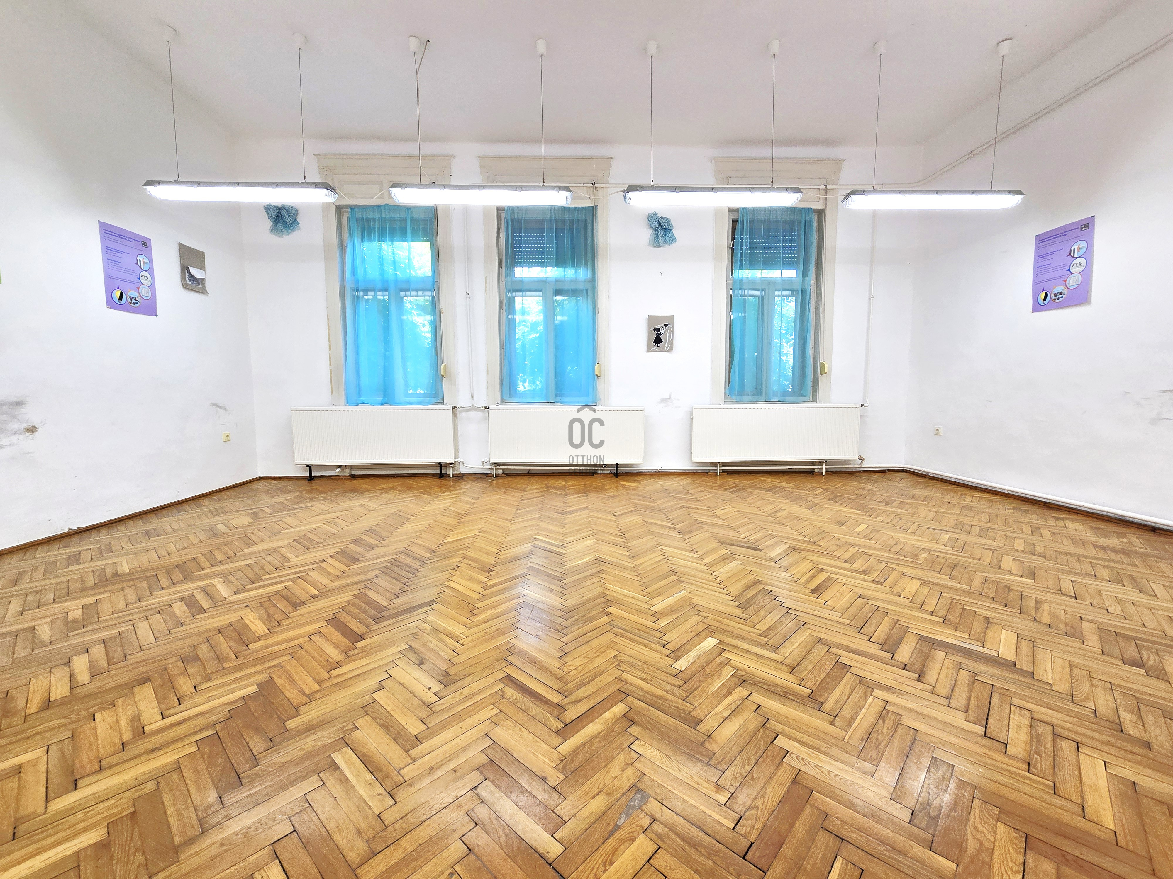 Gallery zoom image