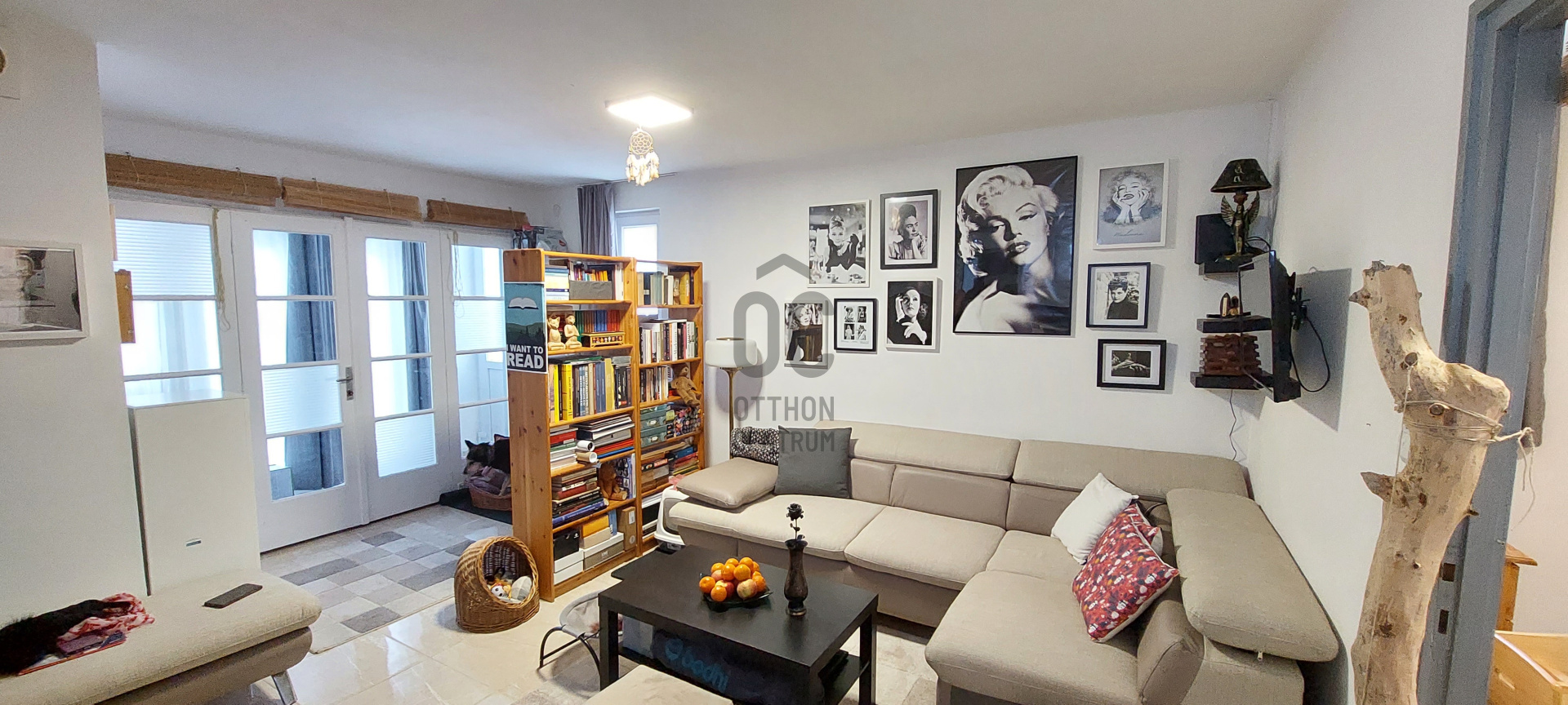 Gallery zoom image
