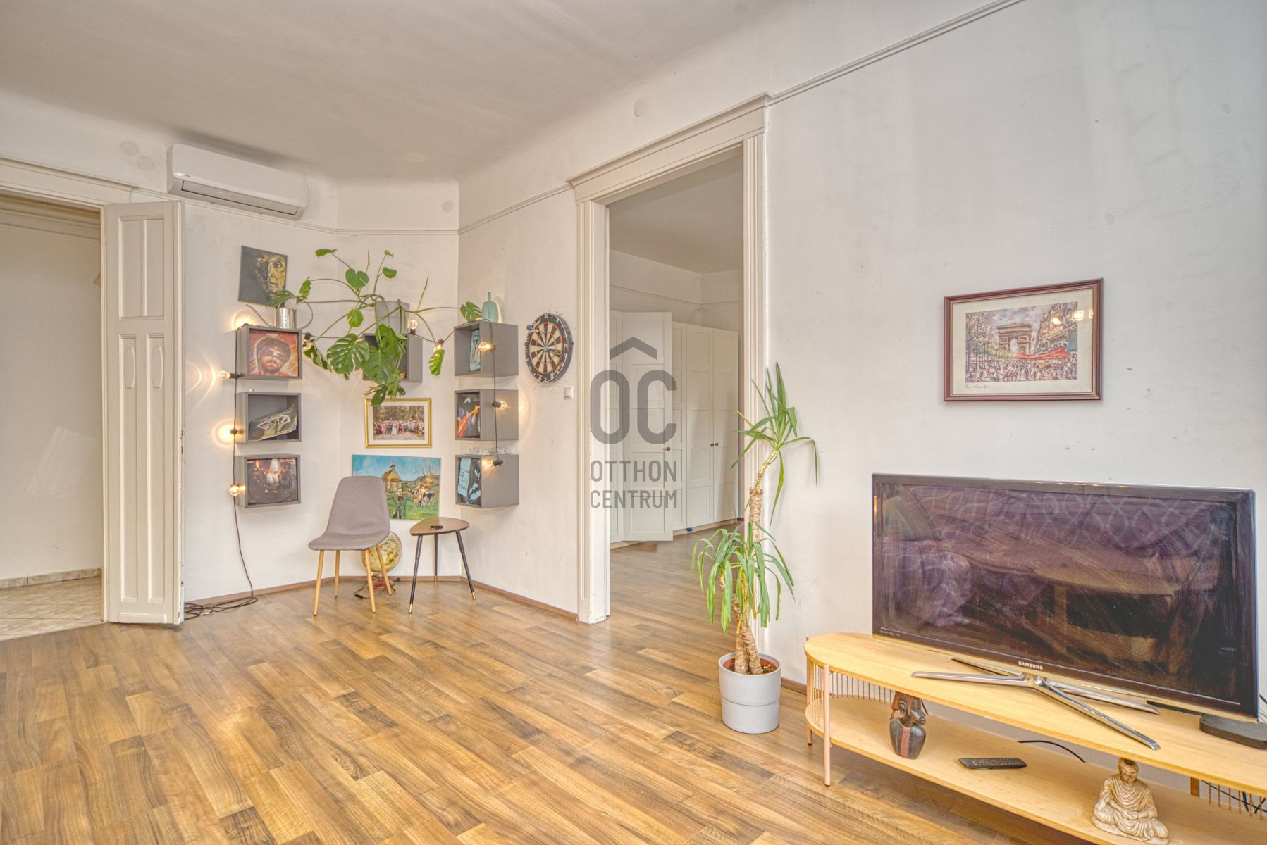Gallery zoom image