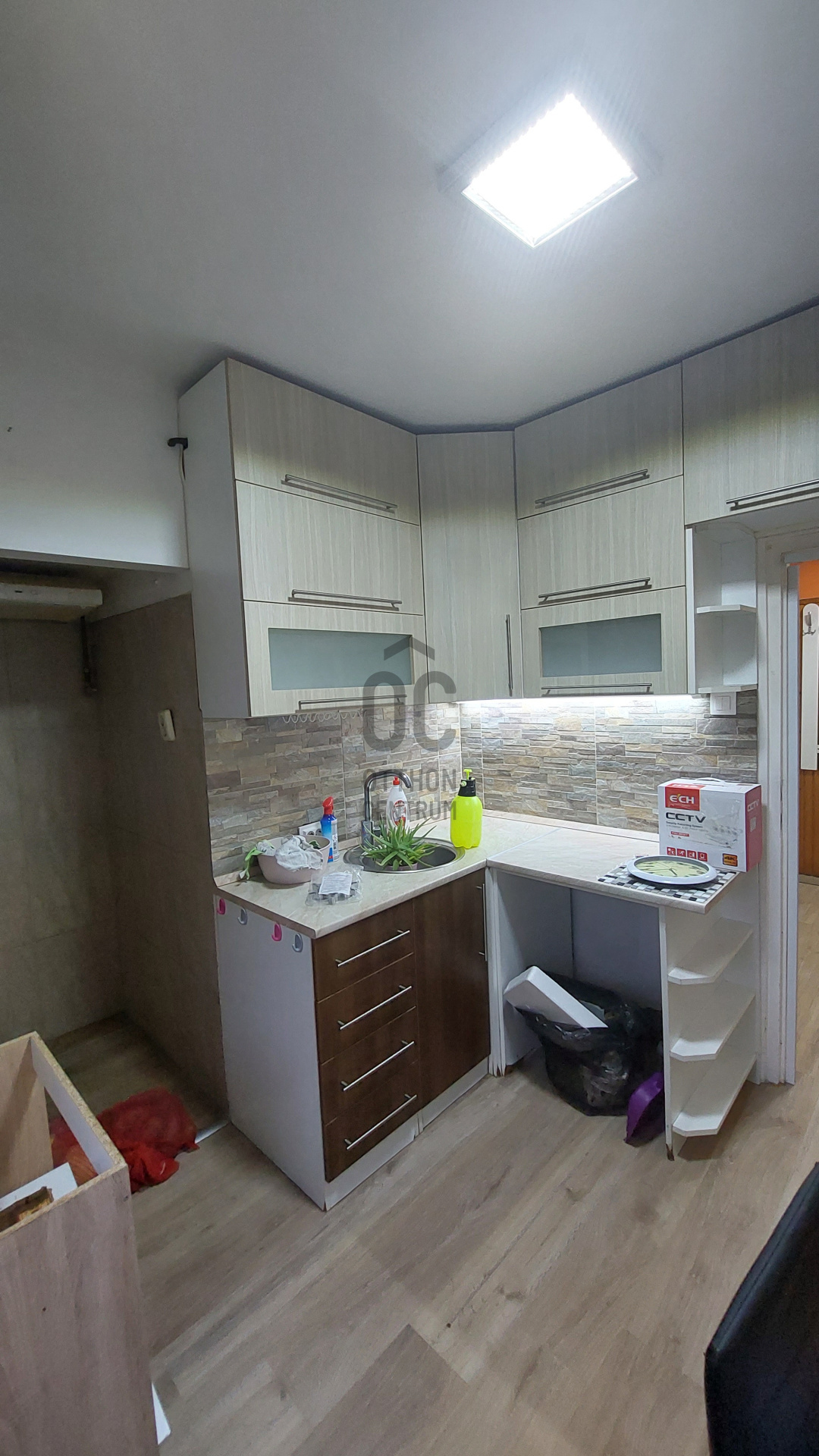 Gallery zoom image