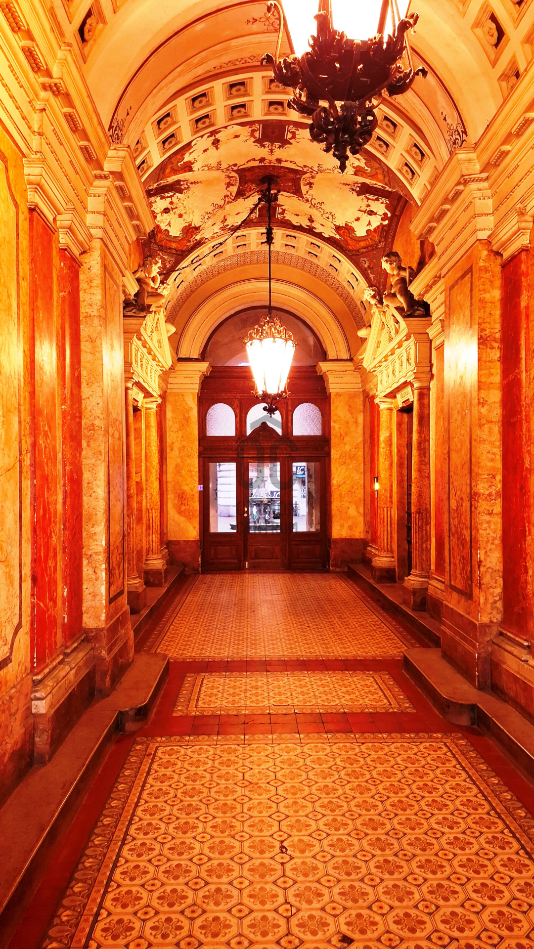 Gallery zoom image