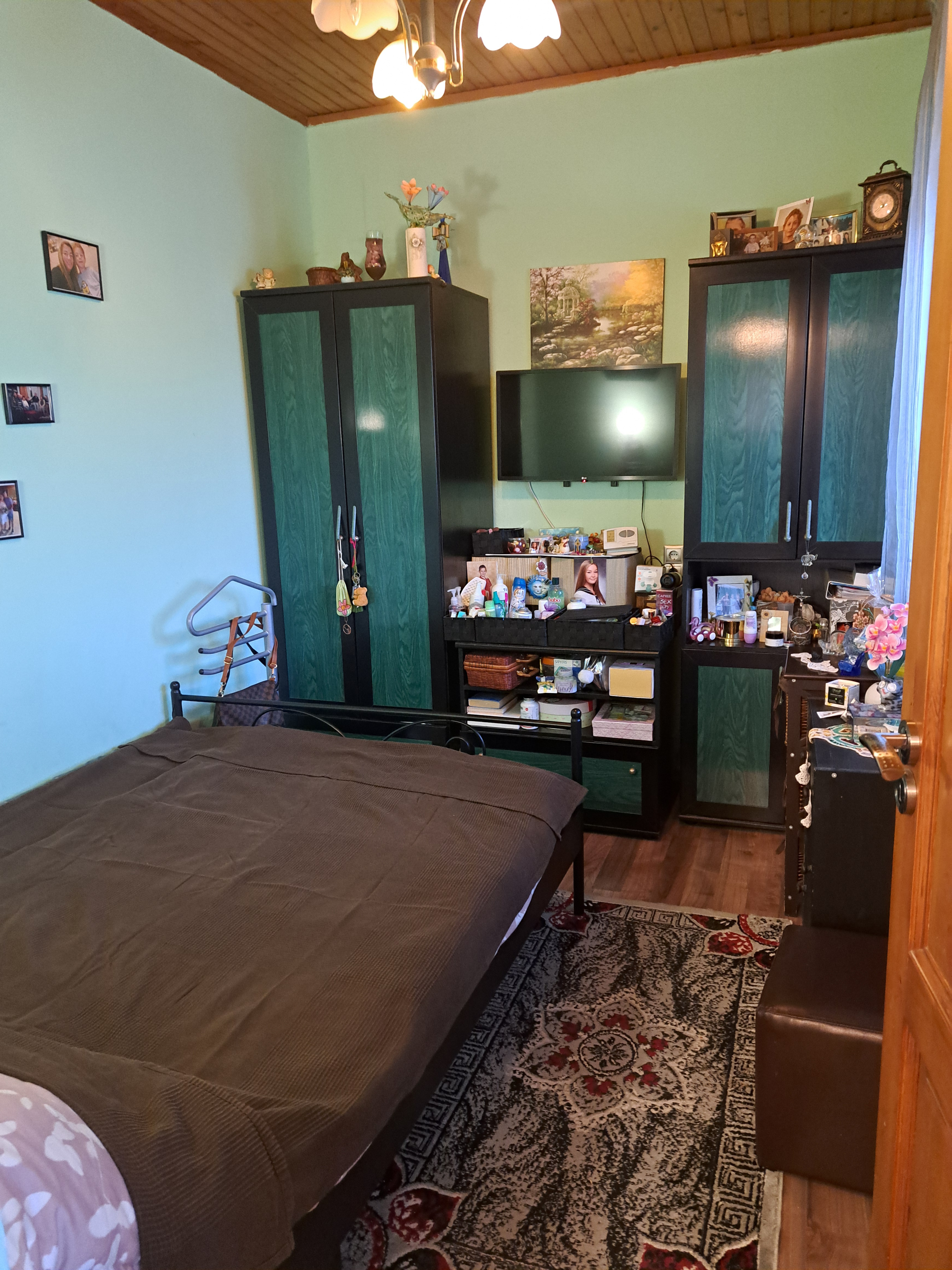 Gallery zoom image