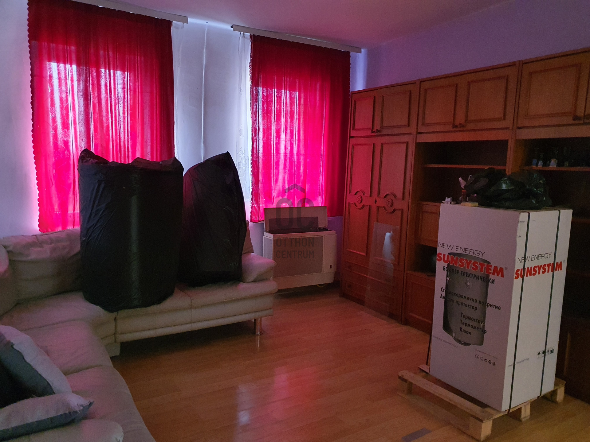 Gallery zoom image