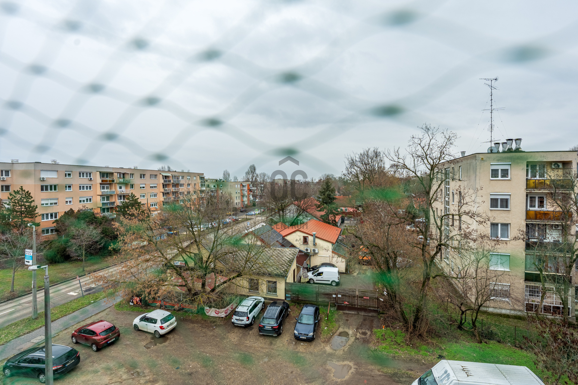 Gallery zoom image