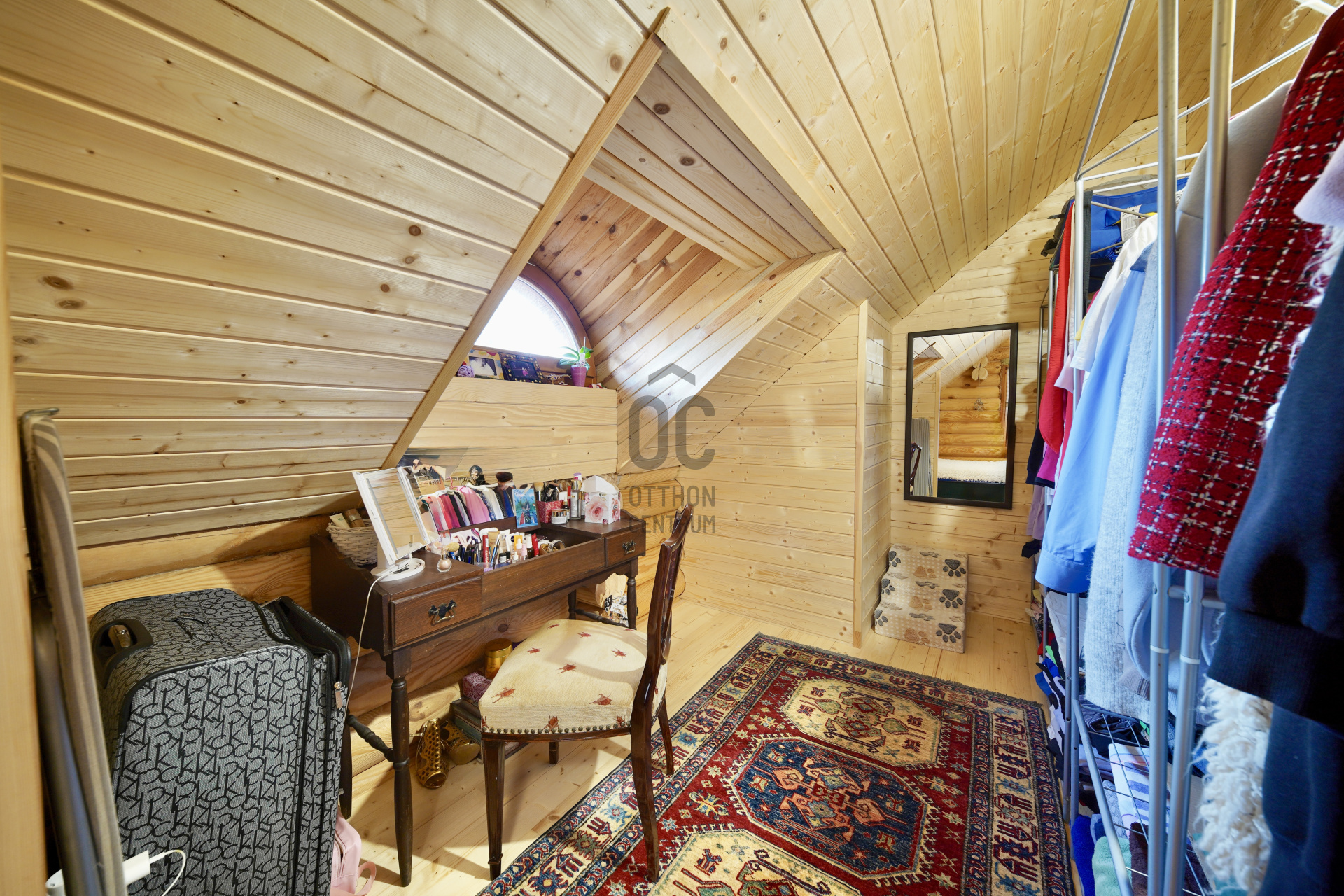 Gallery zoom image