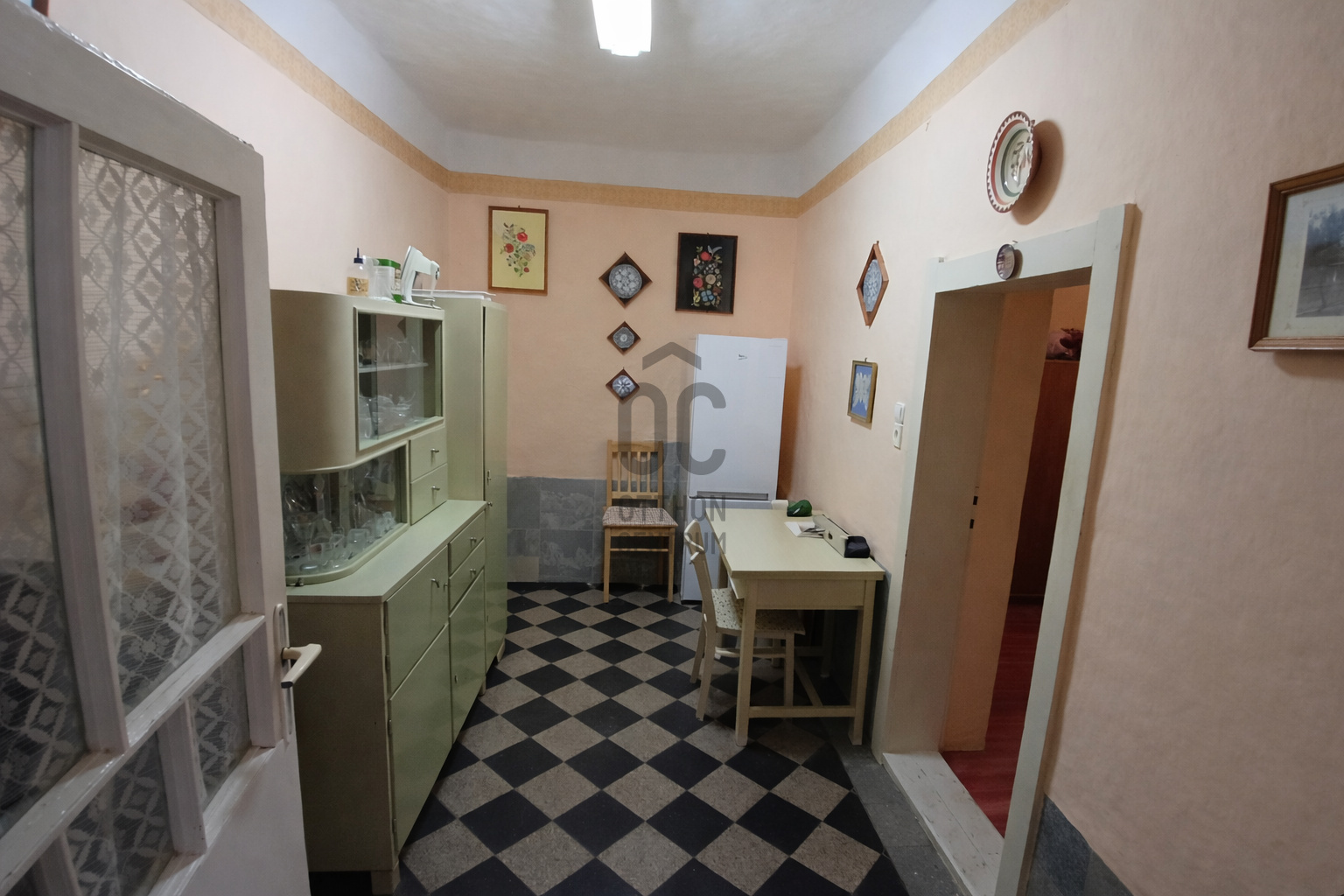 Gallery zoom image