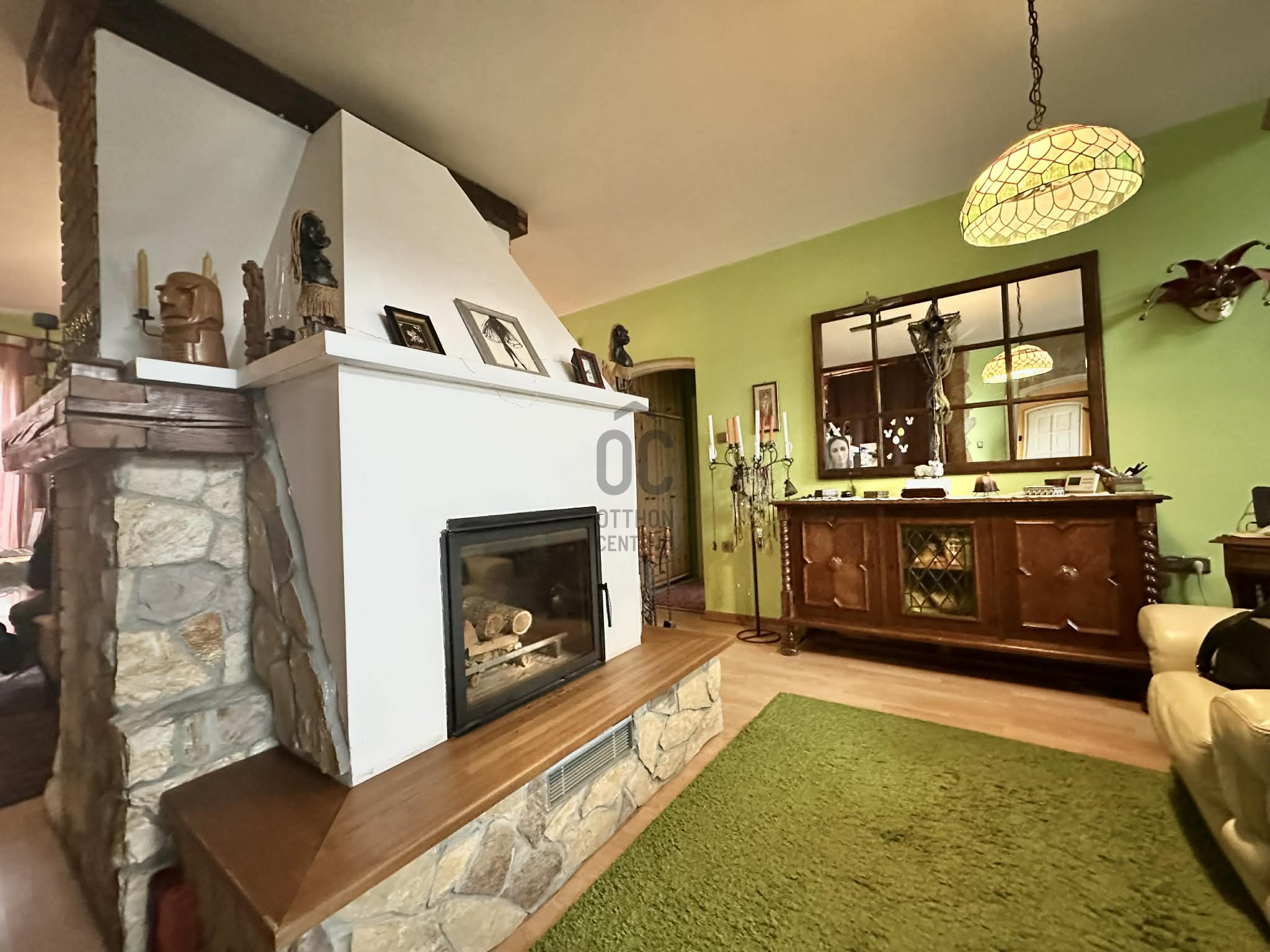 Gallery zoom image