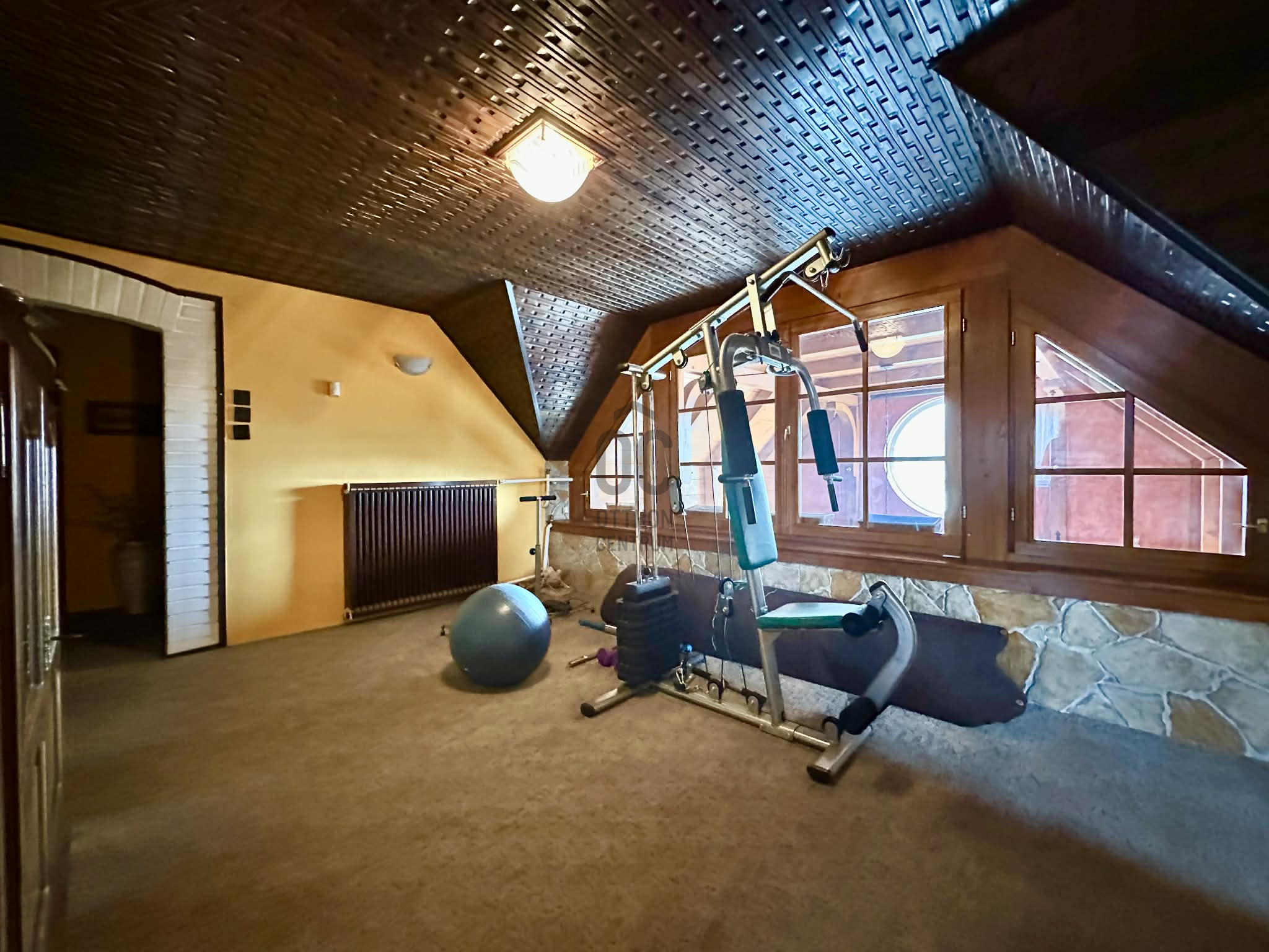 Gallery zoom image