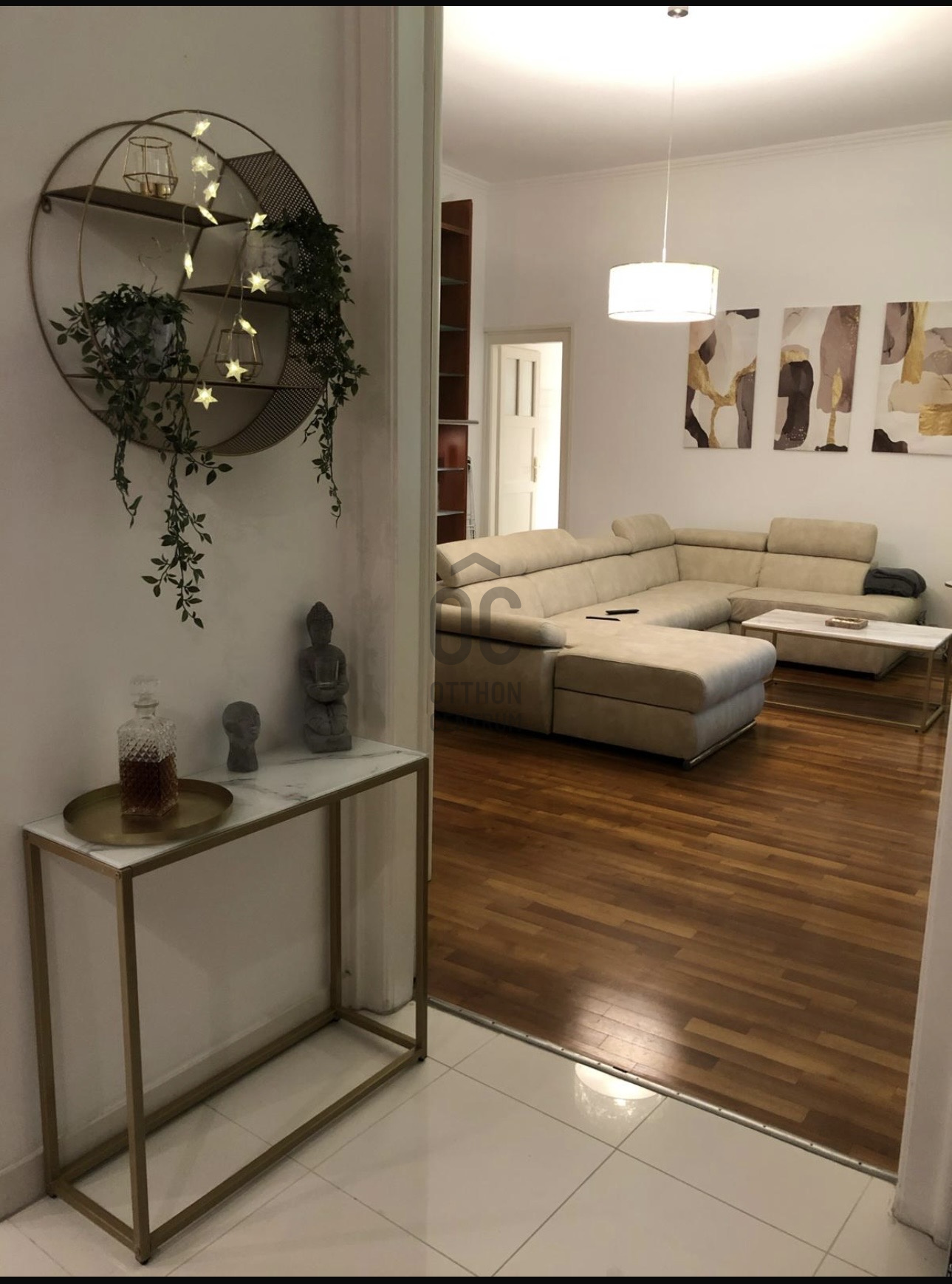 Gallery zoom image