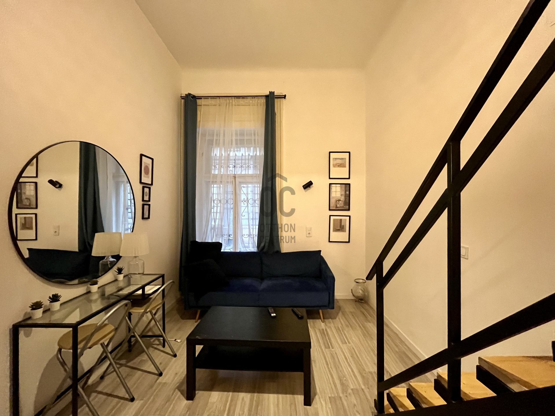 Gallery zoom image