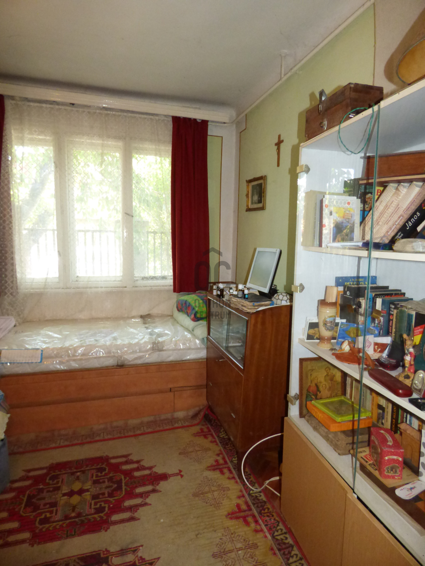 Gallery zoom image