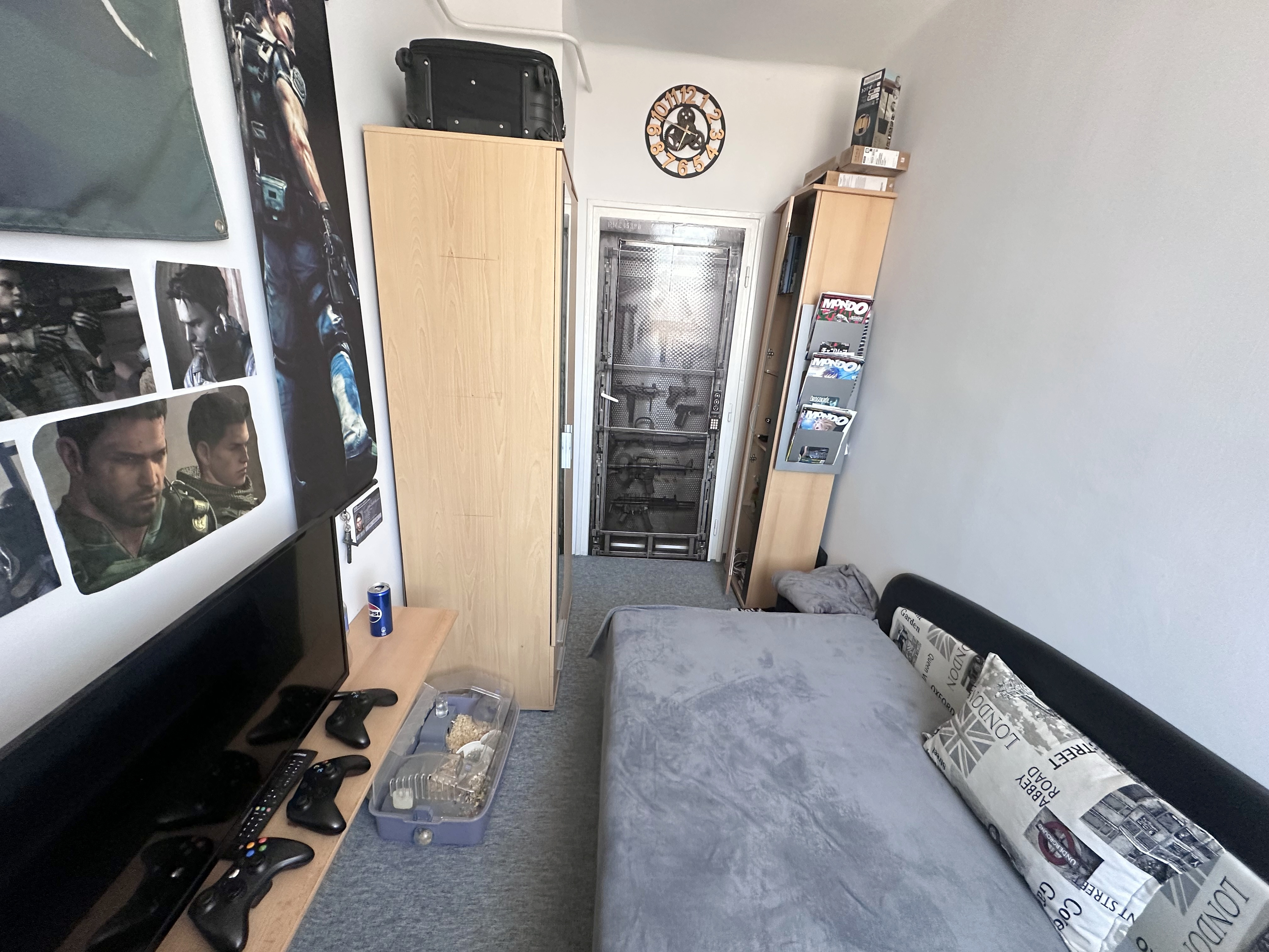 Gallery zoom image