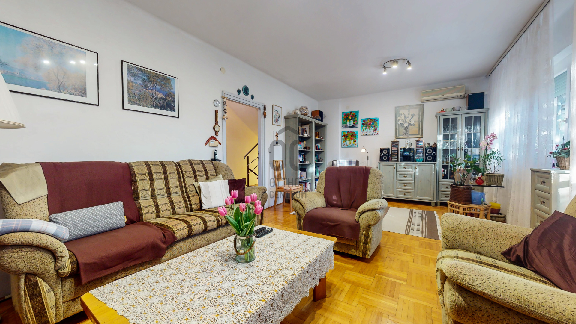 Gallery zoom image