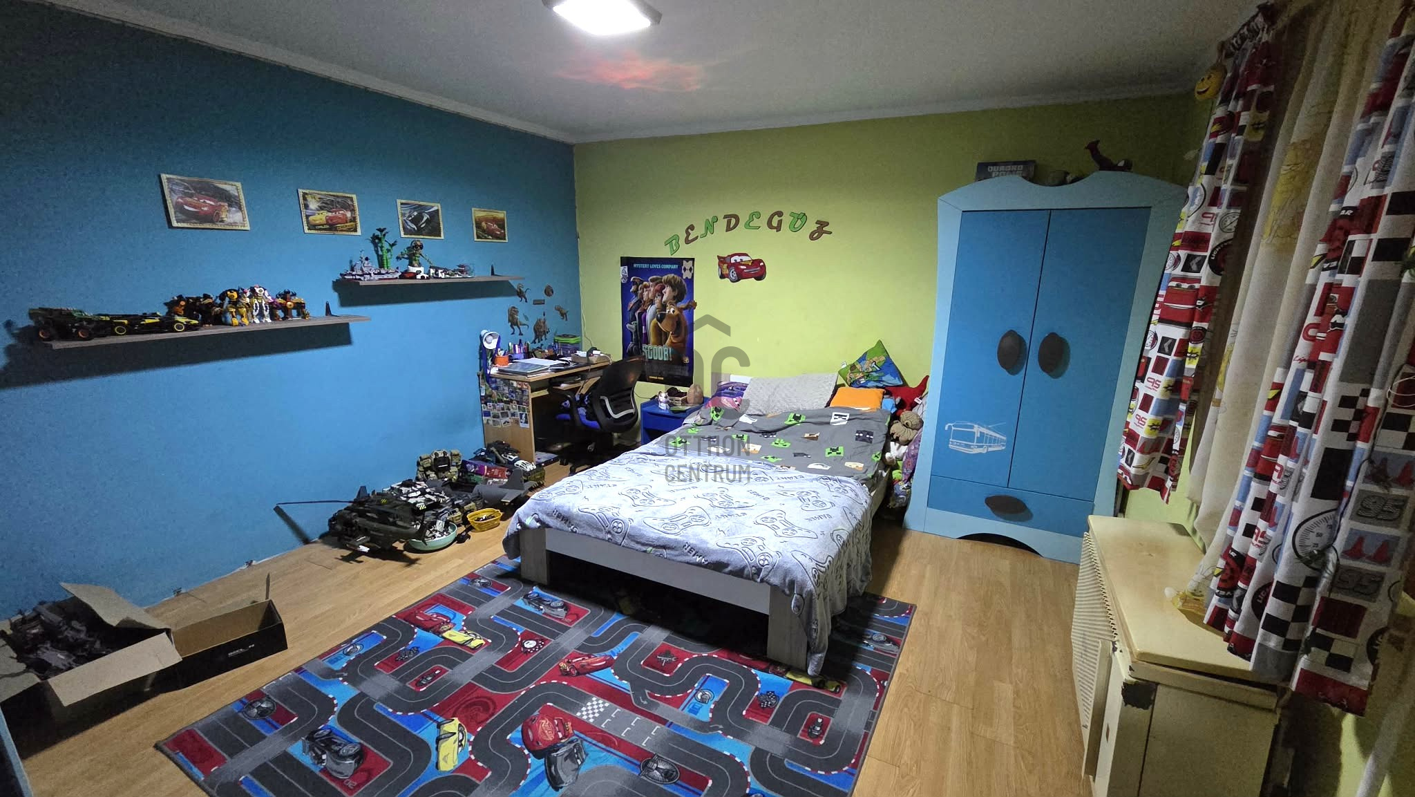 Gallery zoom image
