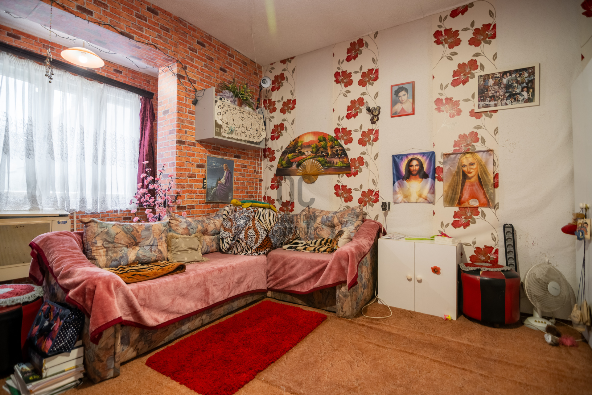 Gallery zoom image