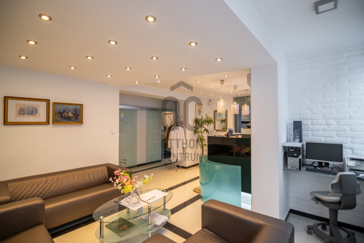 353m² · Üzlethelyiség · 544.500.000 Ft
