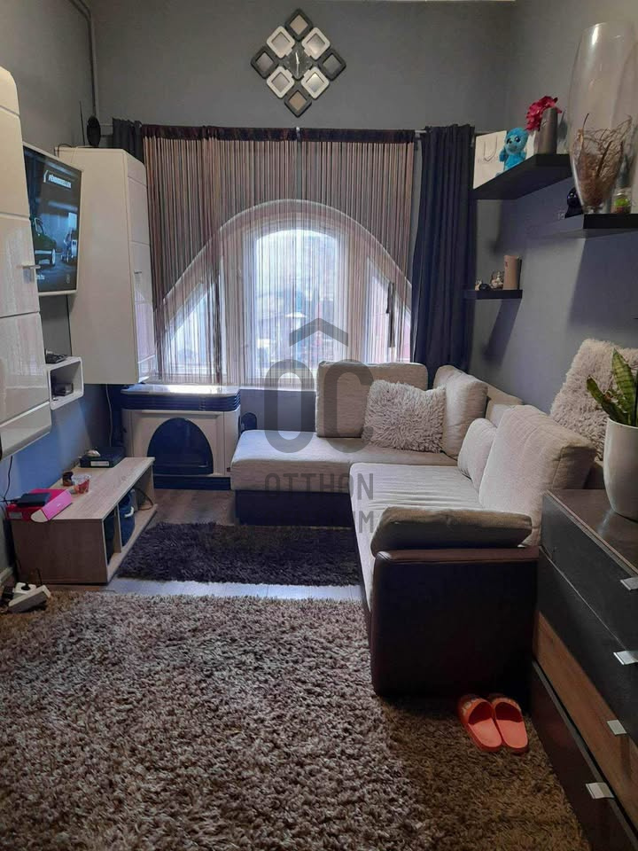 Gallery zoom image