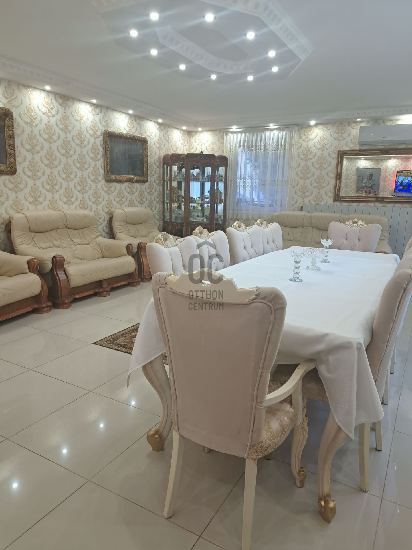 Gallery zoom image