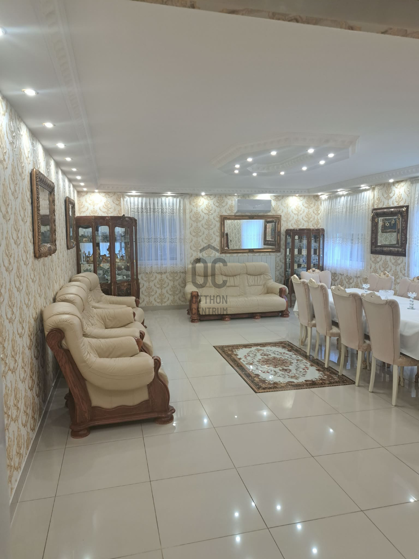 Gallery zoom image