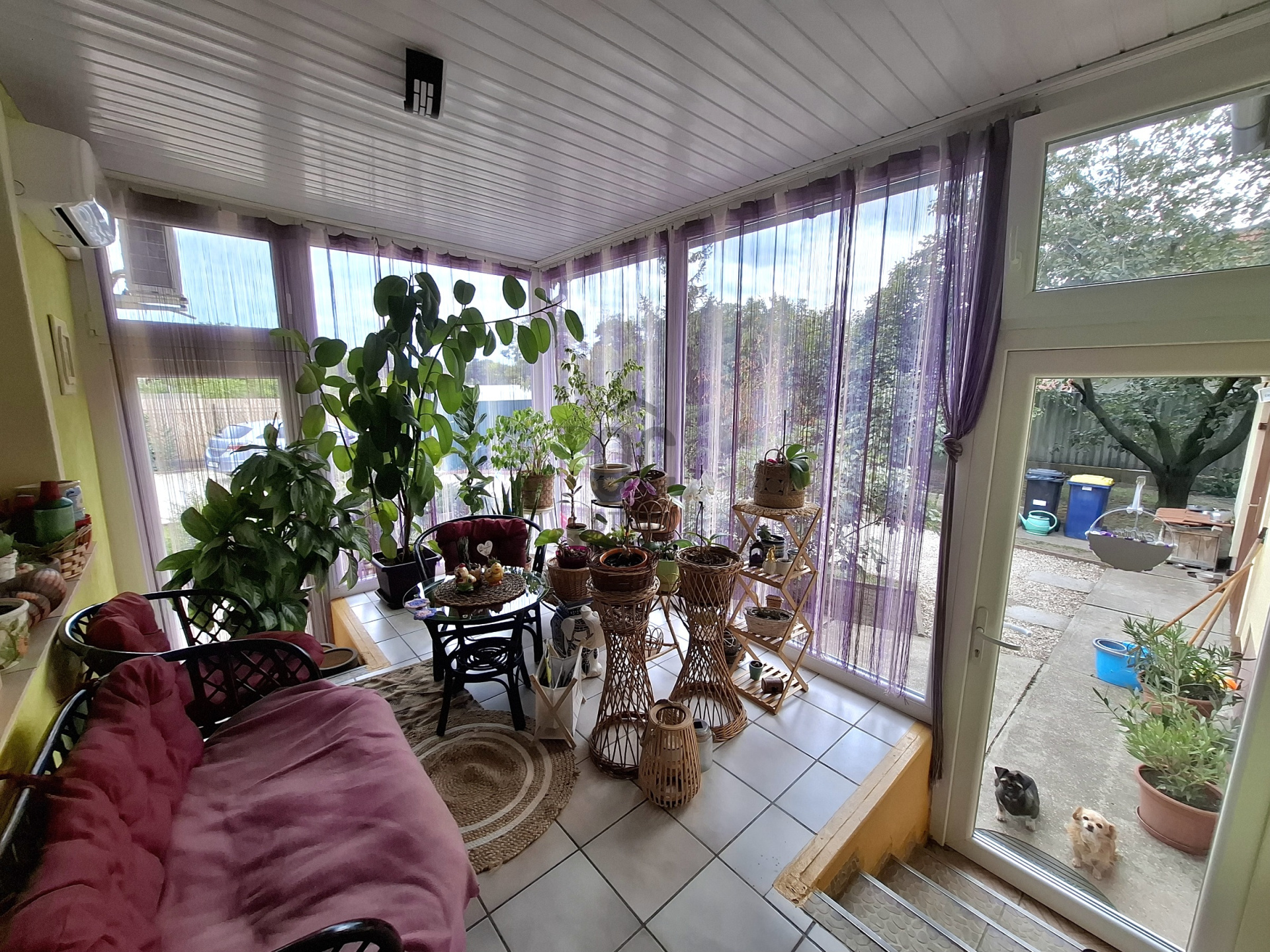 Gallery zoom image