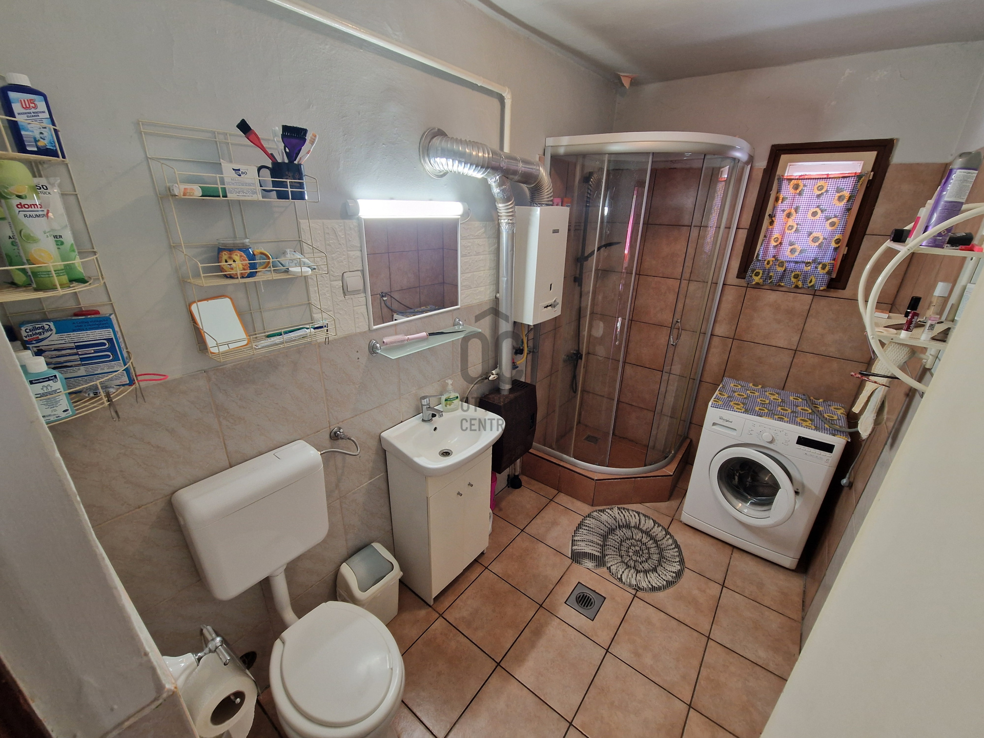 Gallery zoom image